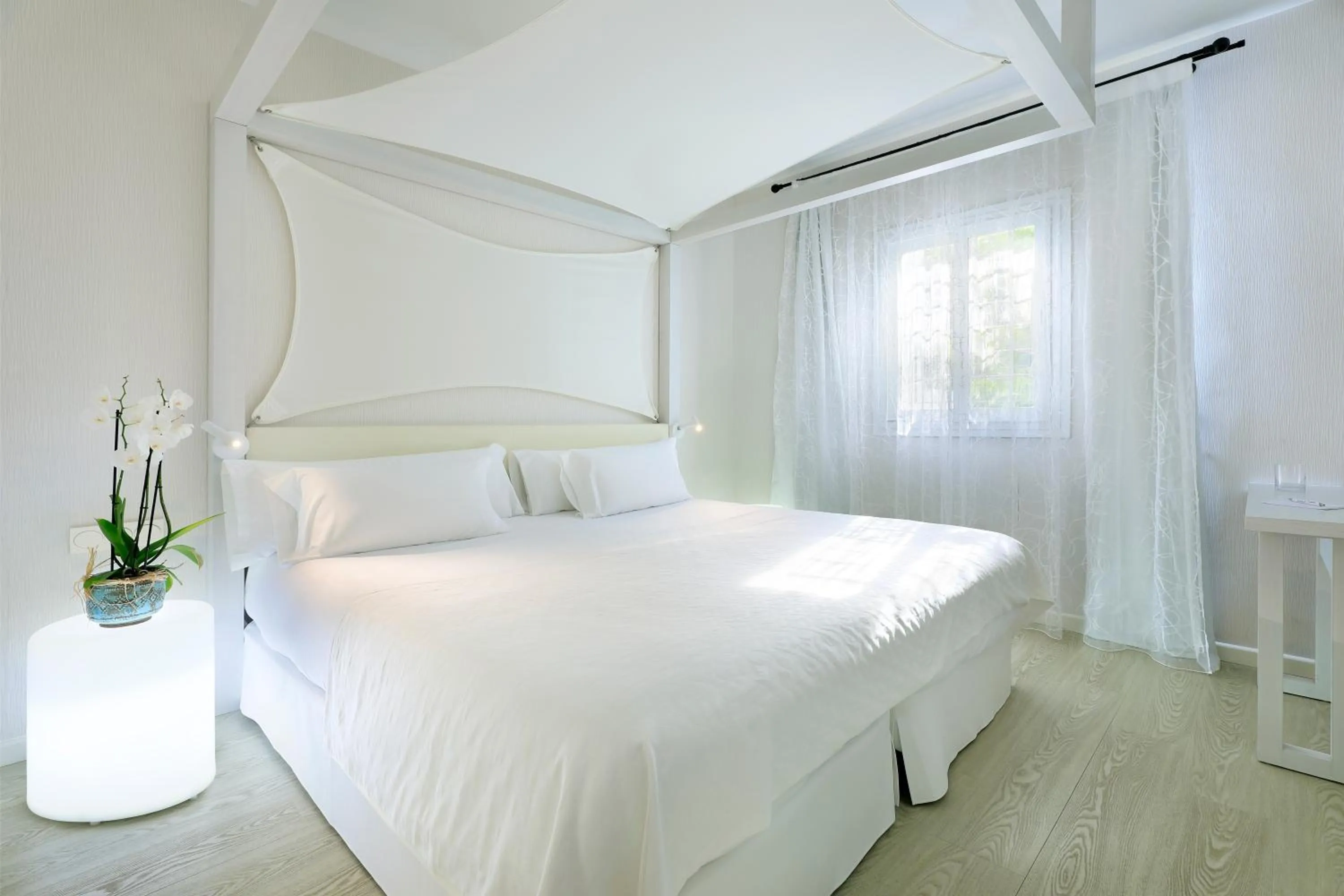 Bed in Blanco Hotel Formentera