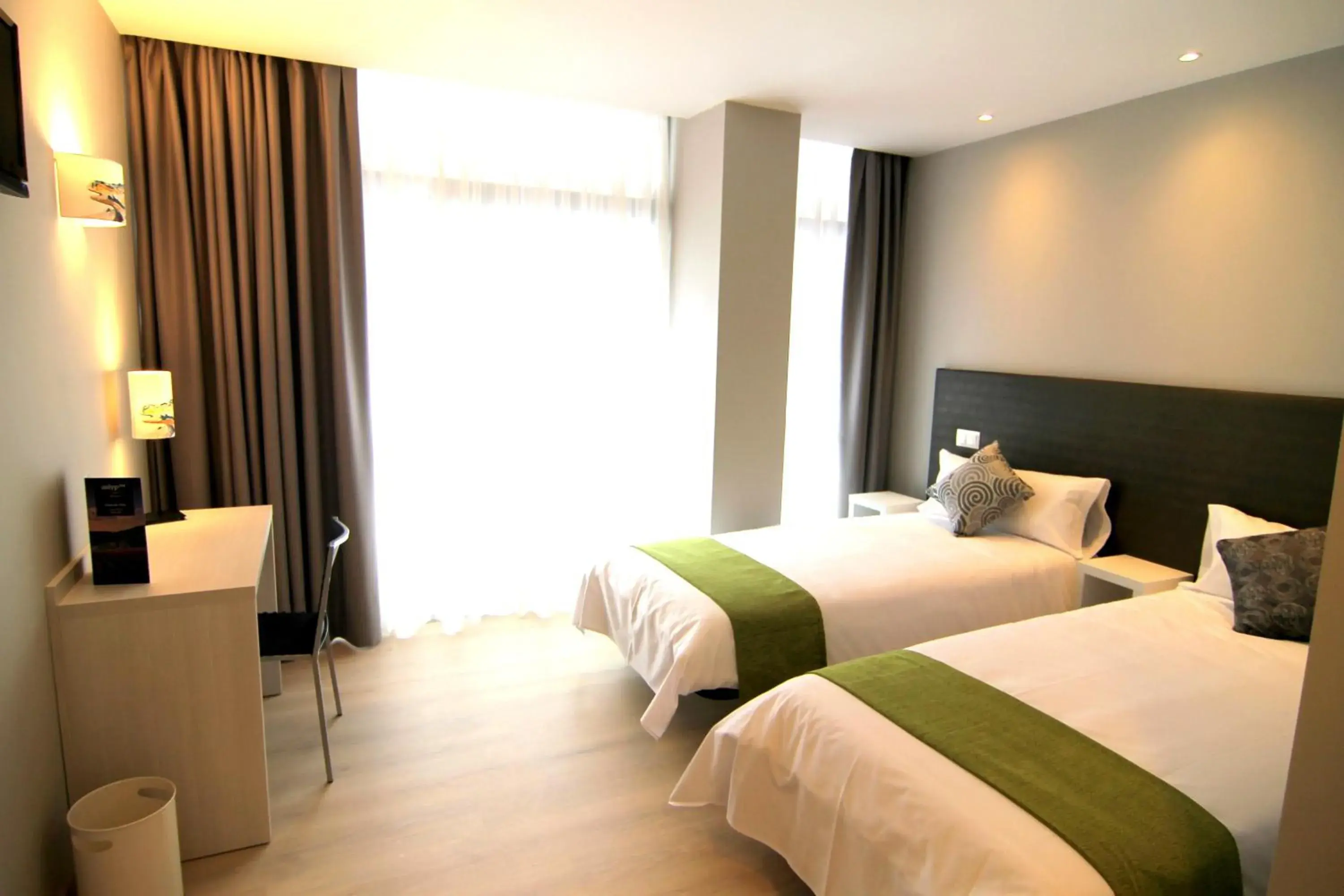 Photo of the whole room, Bed in Hostal Aslyp 114 Photo of the whole room, Bed in Hostal Aslyp 114