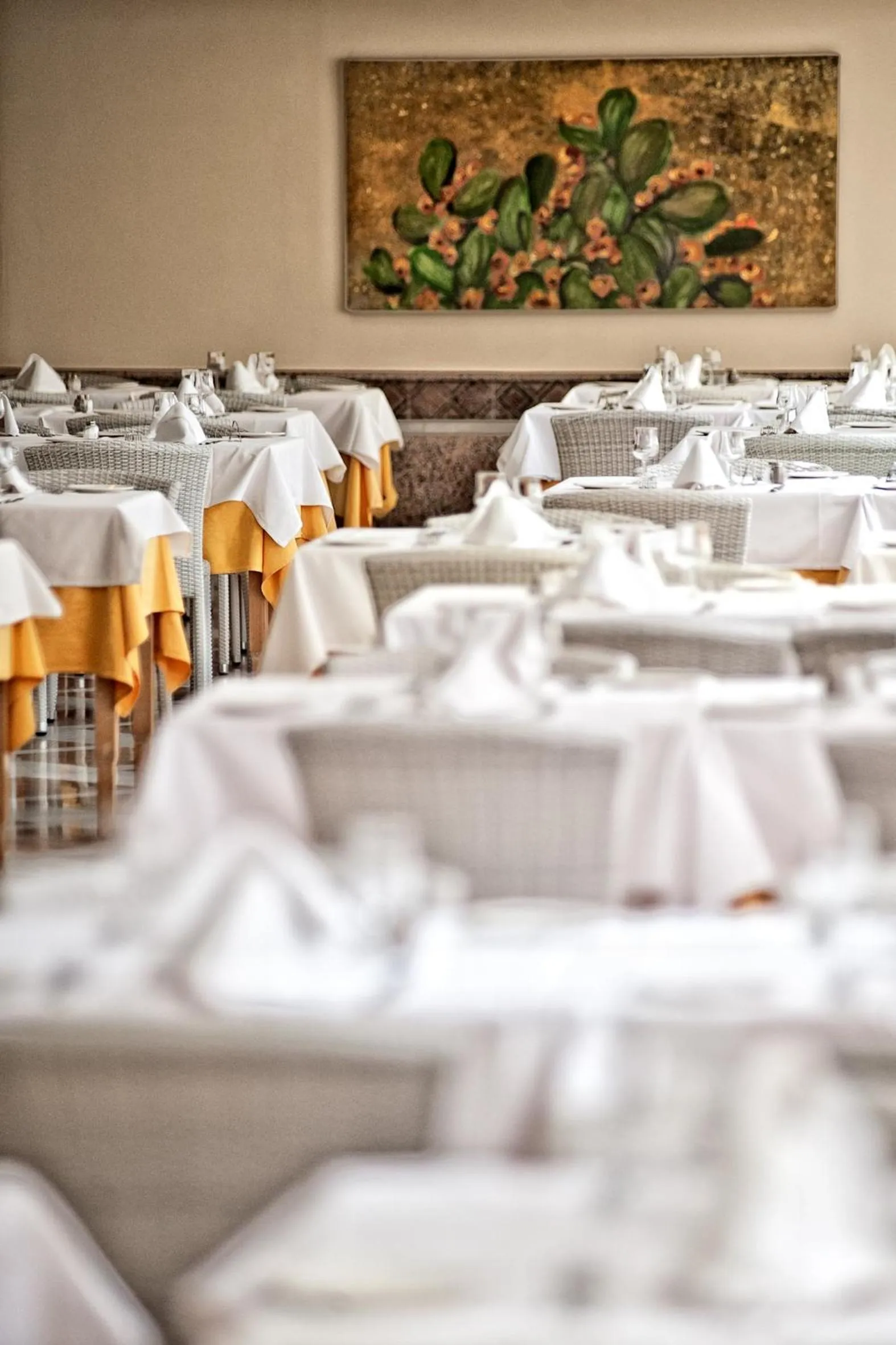 Restaurant/places to eat in Spring Hotel Bitácora