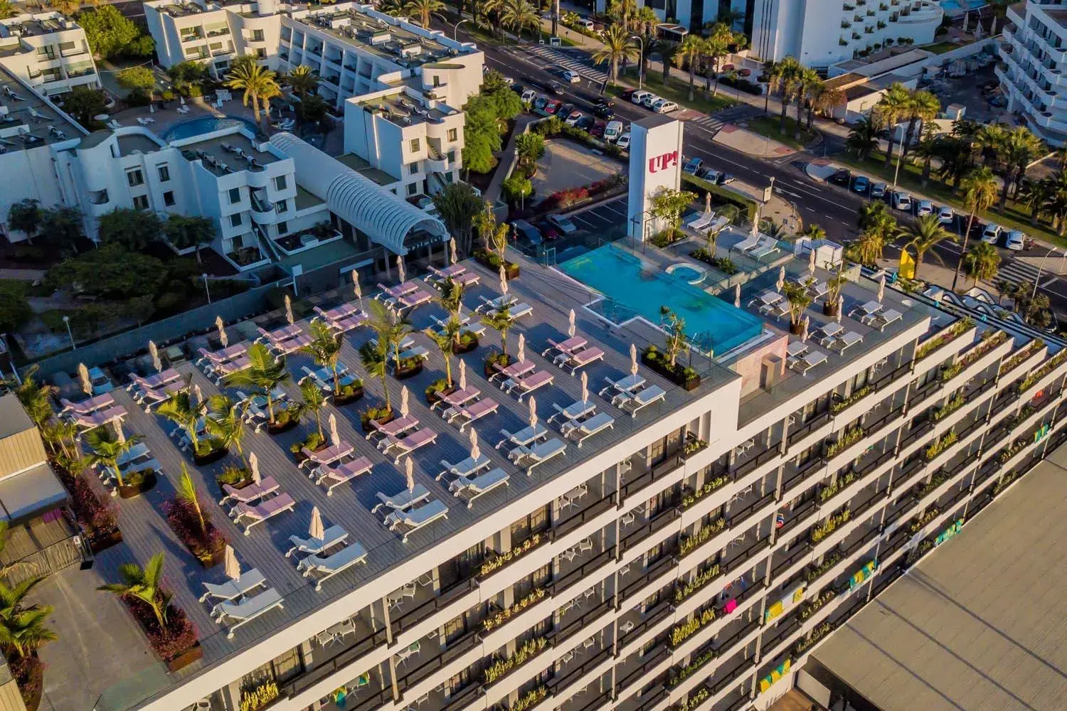 Property building in Spring Hotel Bitácora Property building in Spring Hotel Bitácora