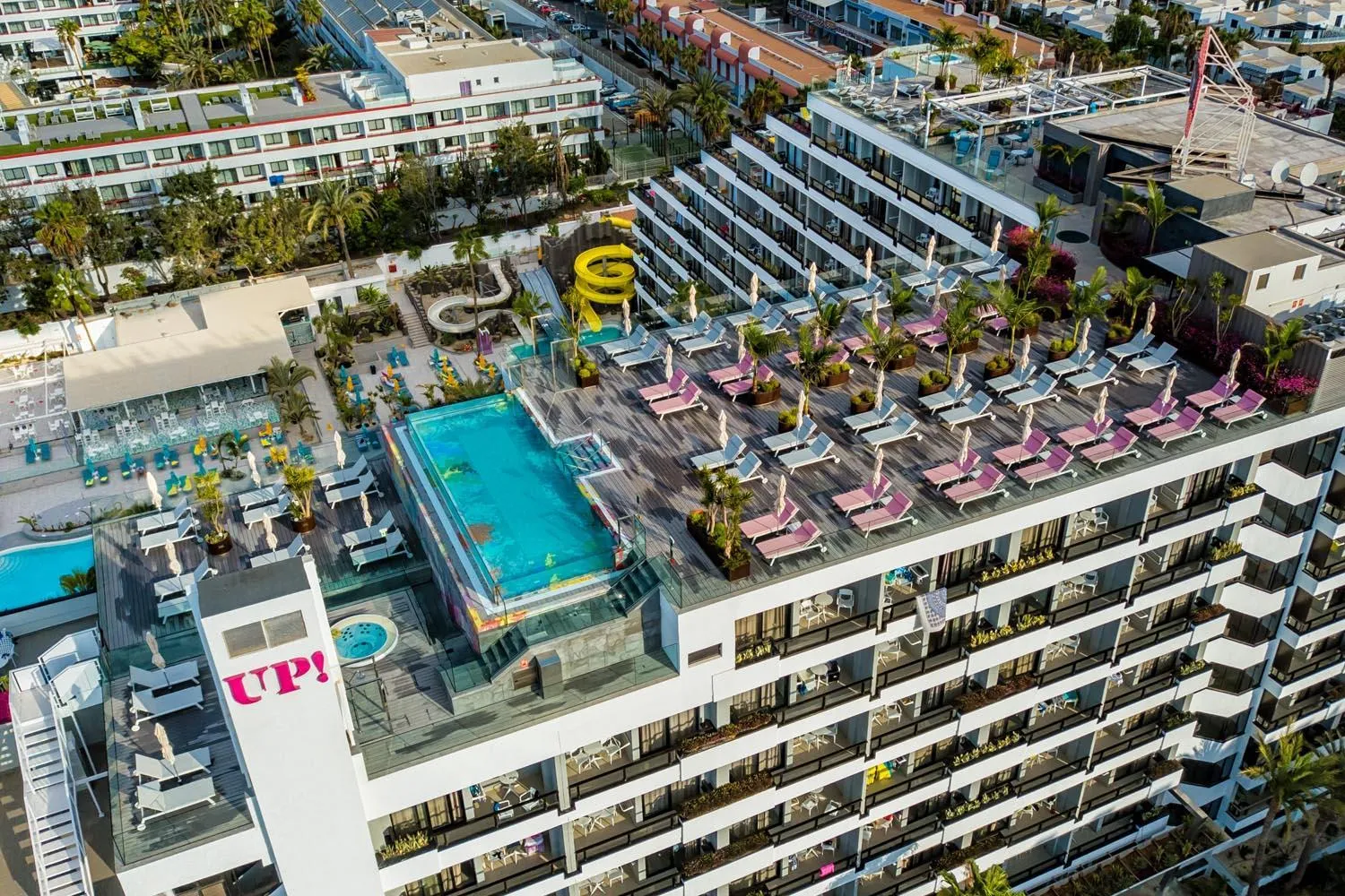 Property building in Spring Hotel Bitácora