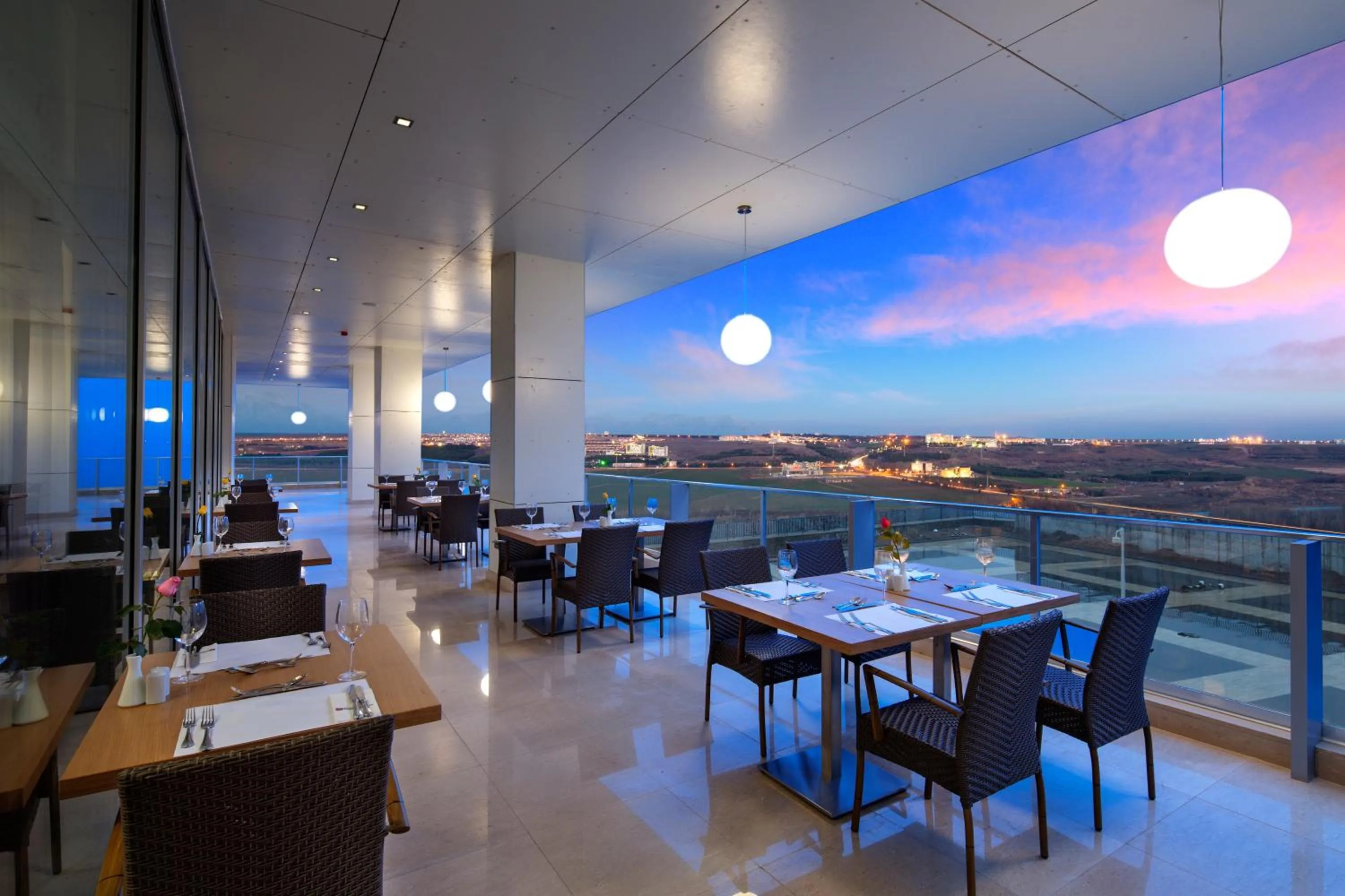 Restaurant/places to eat in Wyndham Garden Diyarbakır