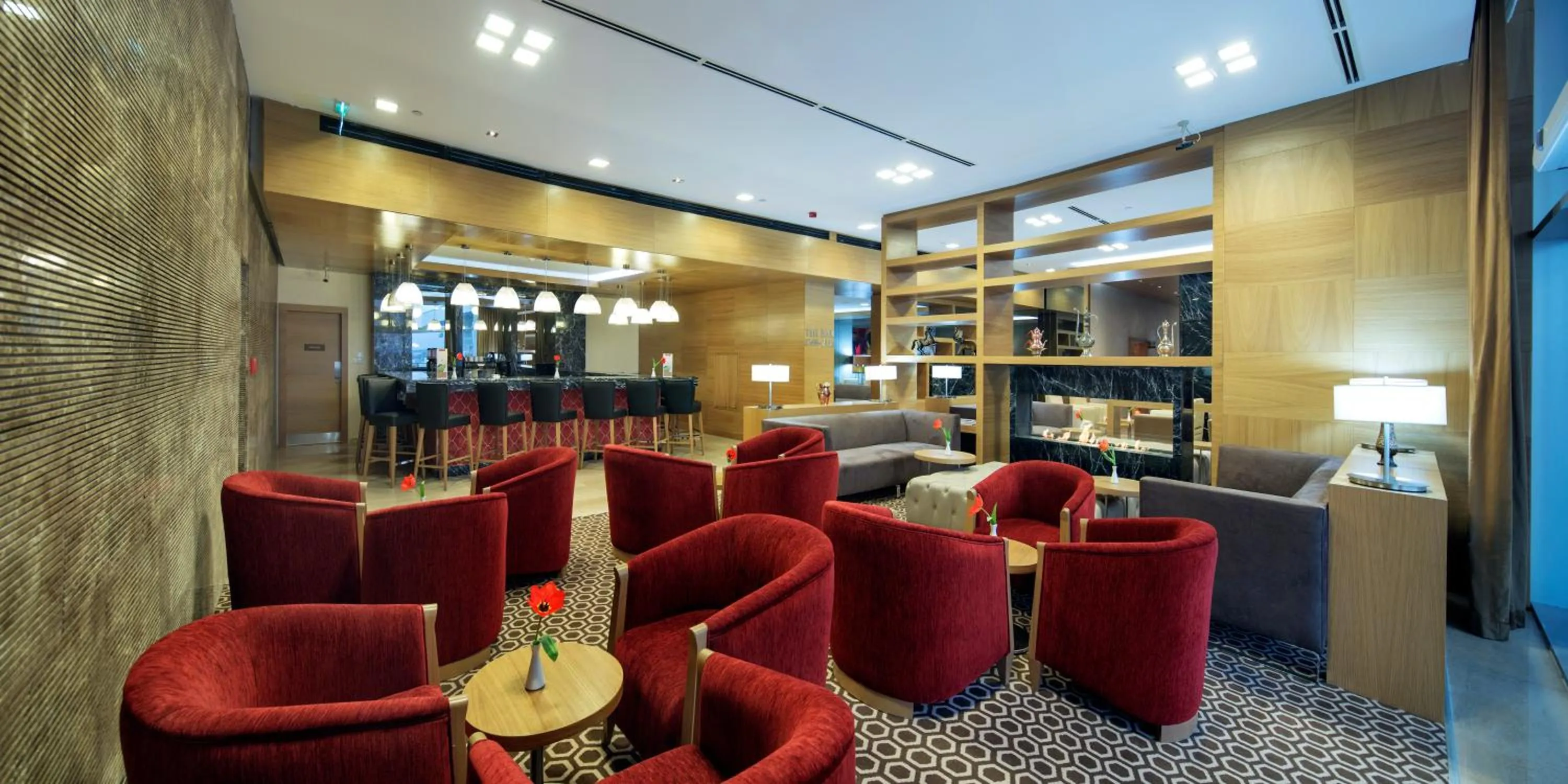 Lounge or bar in Wyndham Garden Diyarbakır