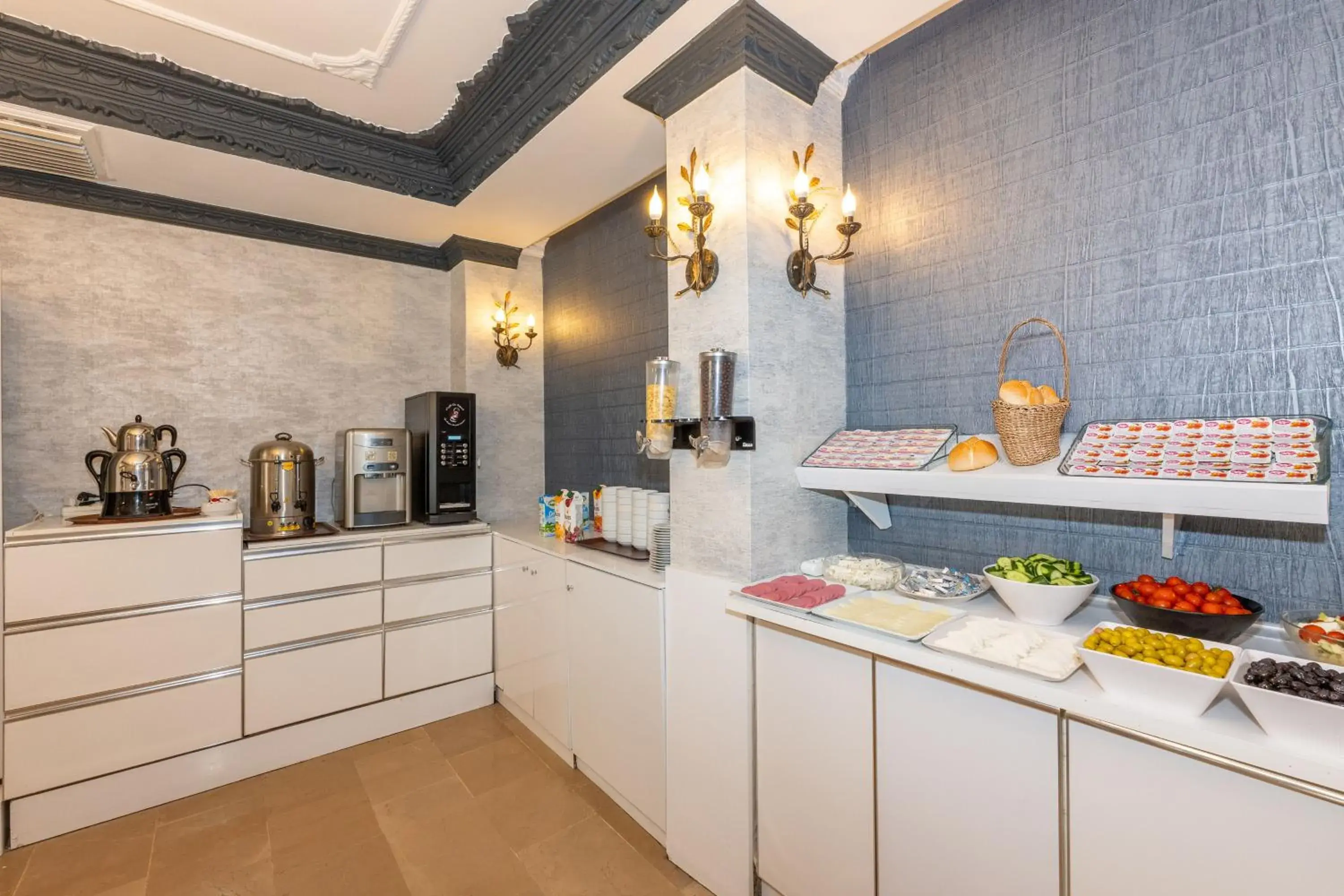 Buffet breakfast in Istanbul Holiday Hotel Buffet breakfast in Istanbul Holiday Hotel