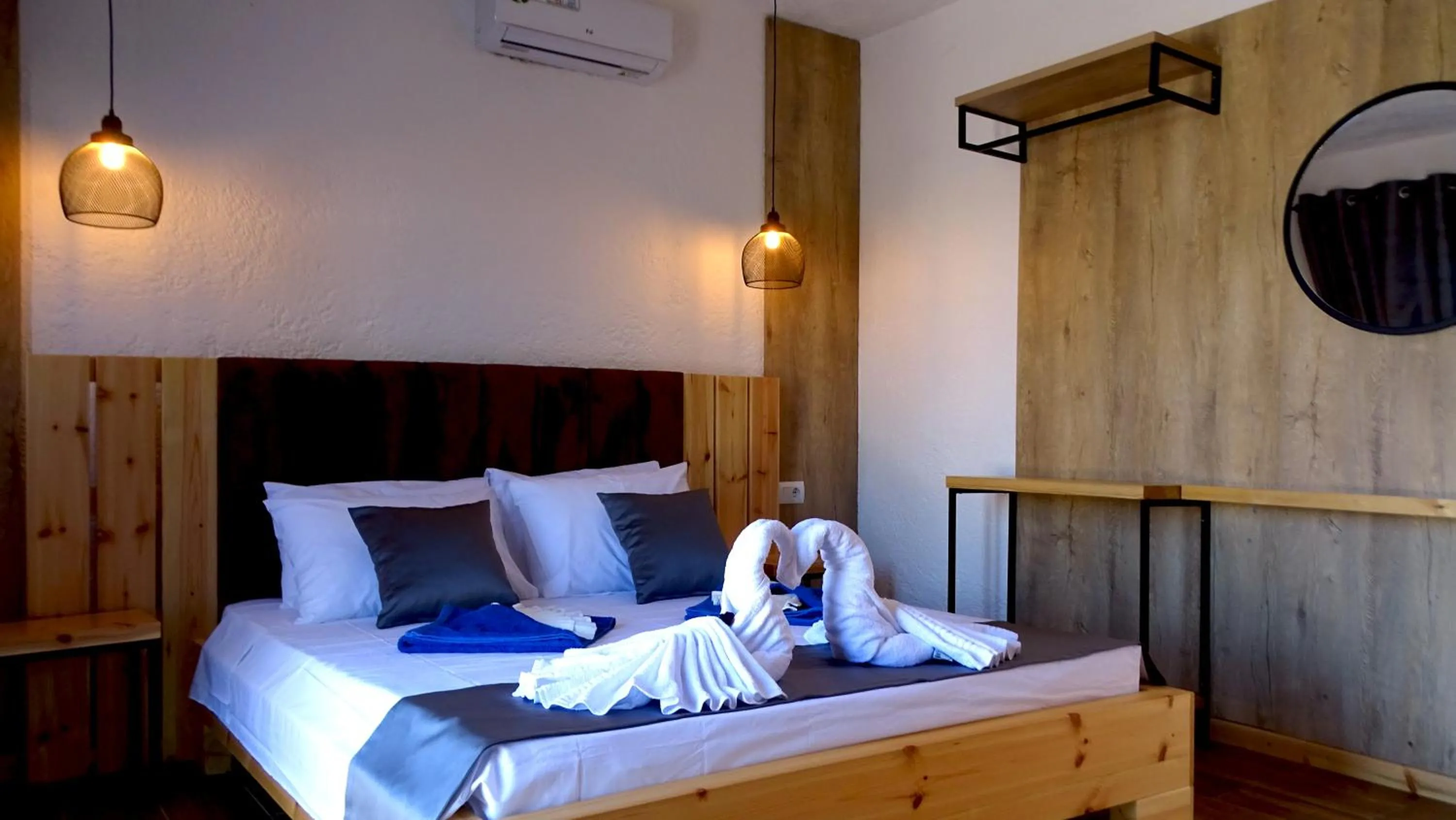 Bed in Limni Resort