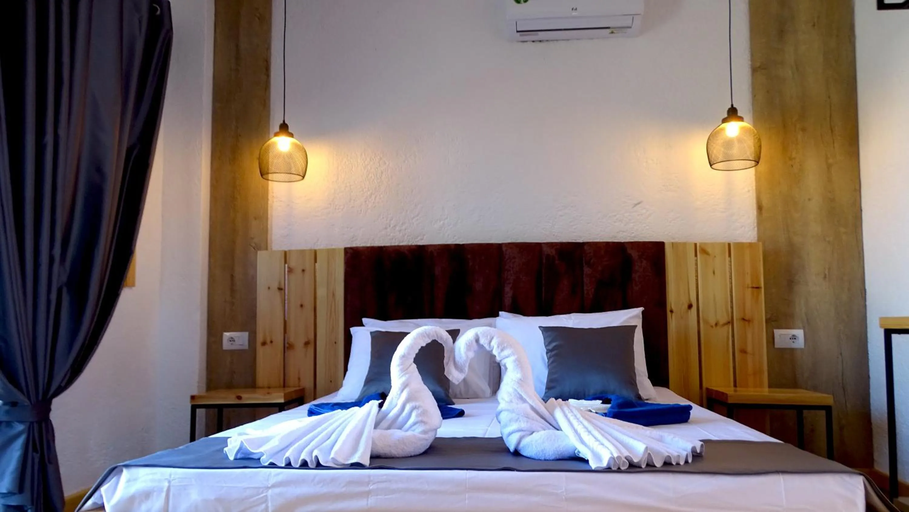 Bed in Limni Resort