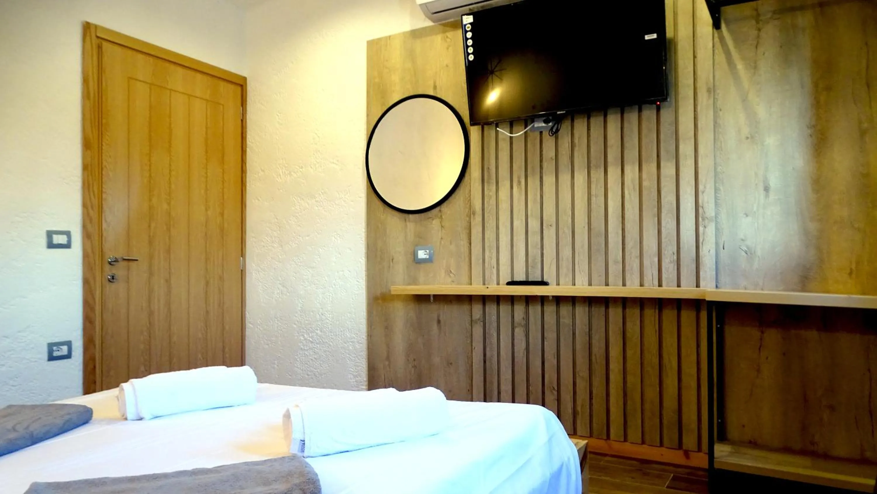 Bed in Limni Resort