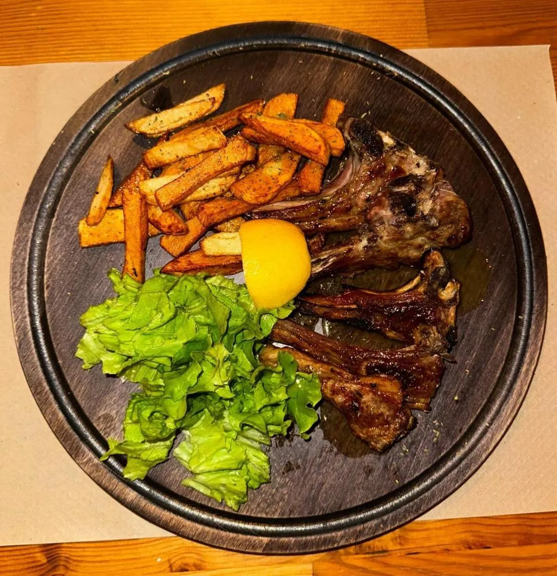 Restaurant/places to eat in Limni Resort