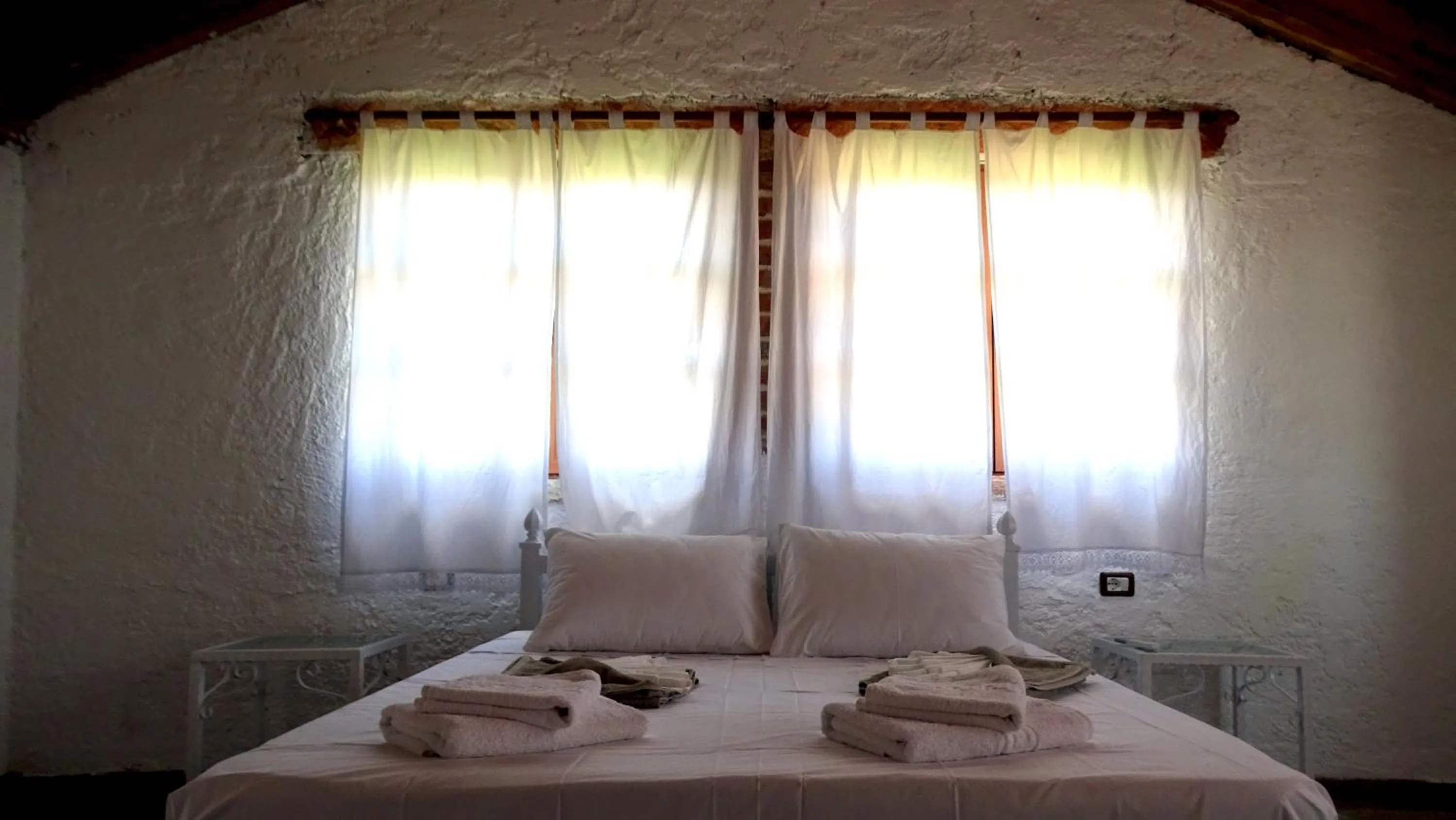 Bed in Limni Resort