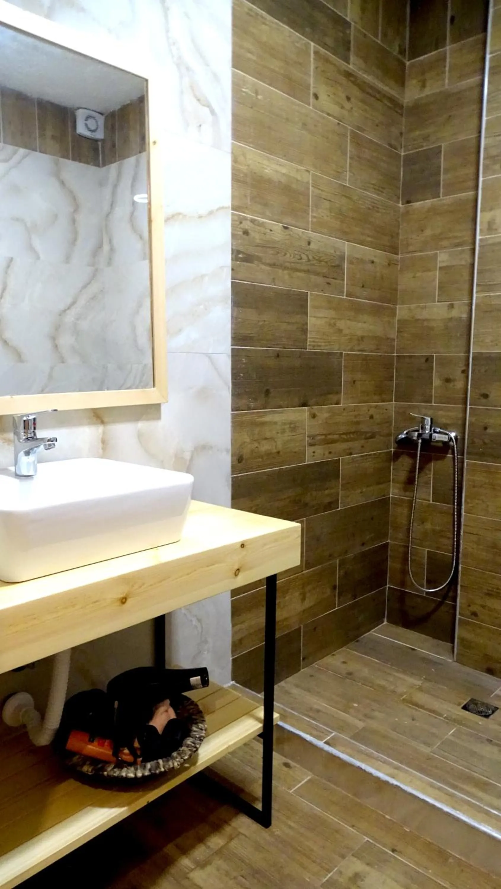 Bathroom in Limni Resort
