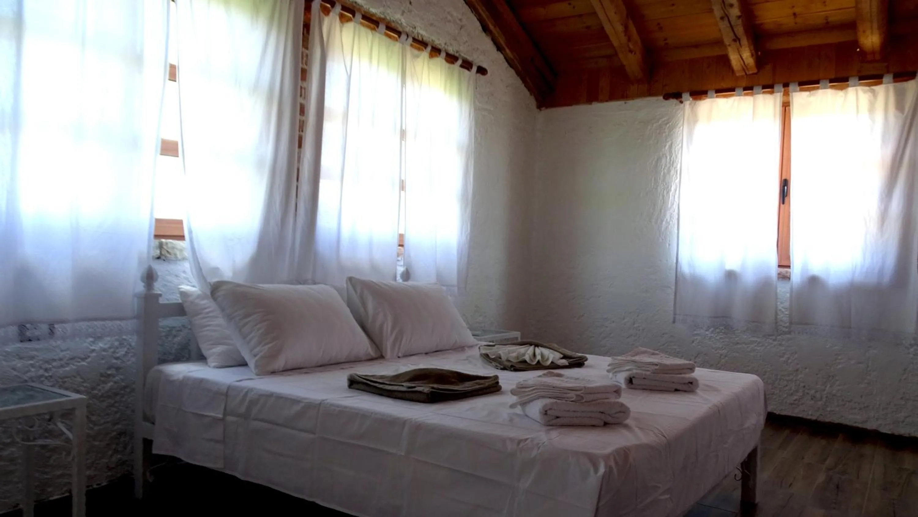 Bed in Limni Resort