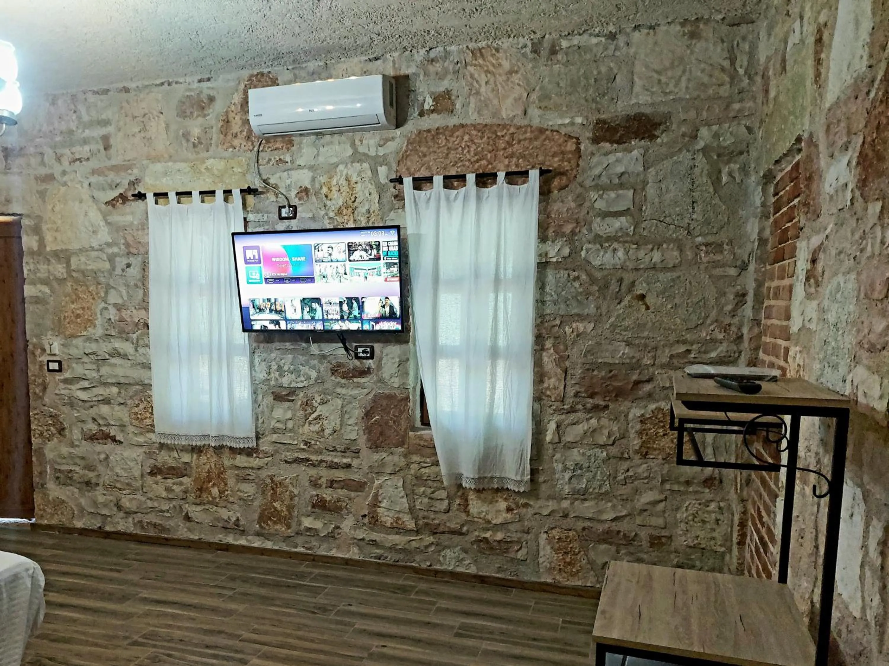 Limni Resort