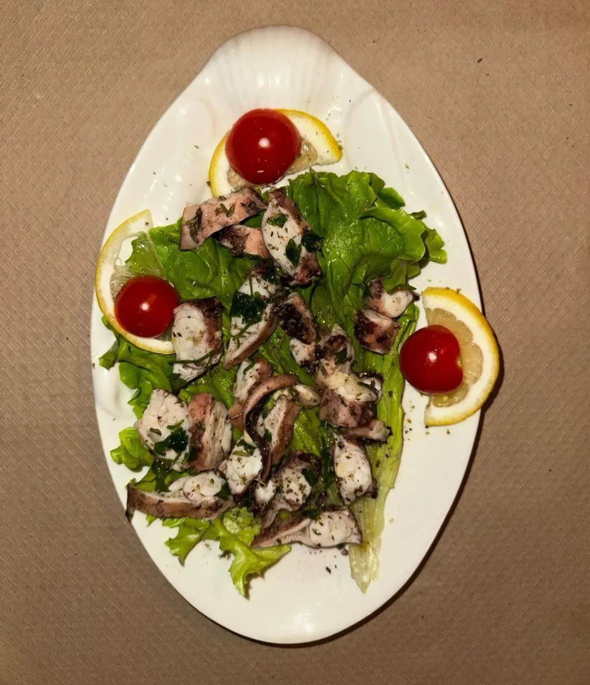 Restaurant/places to eat in Limni Resort