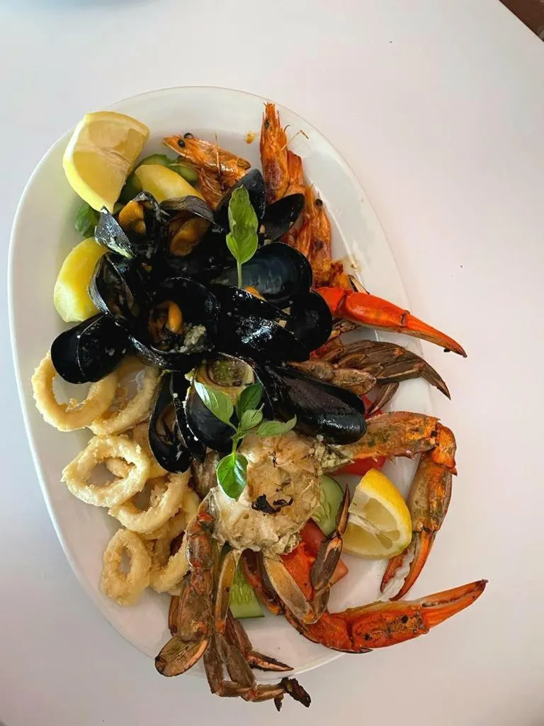 Food in Limni Resort