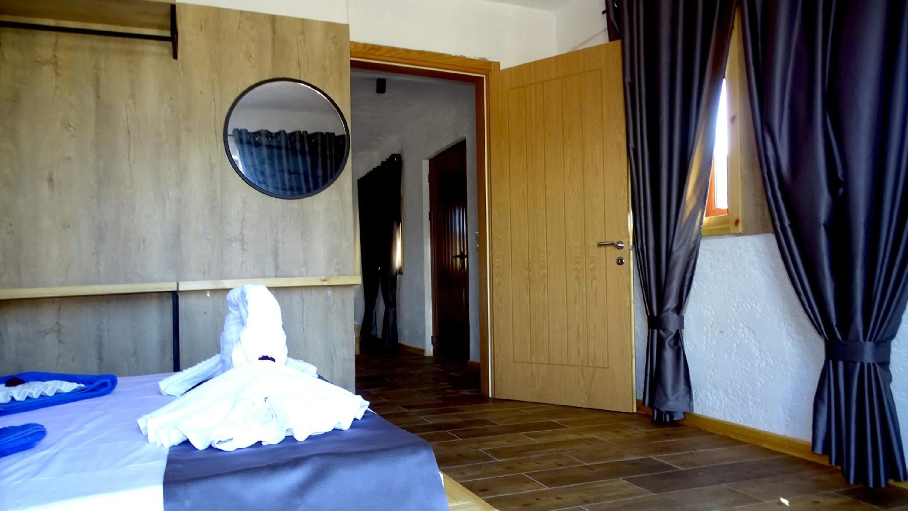 Bedroom, Bed in Limni Resort