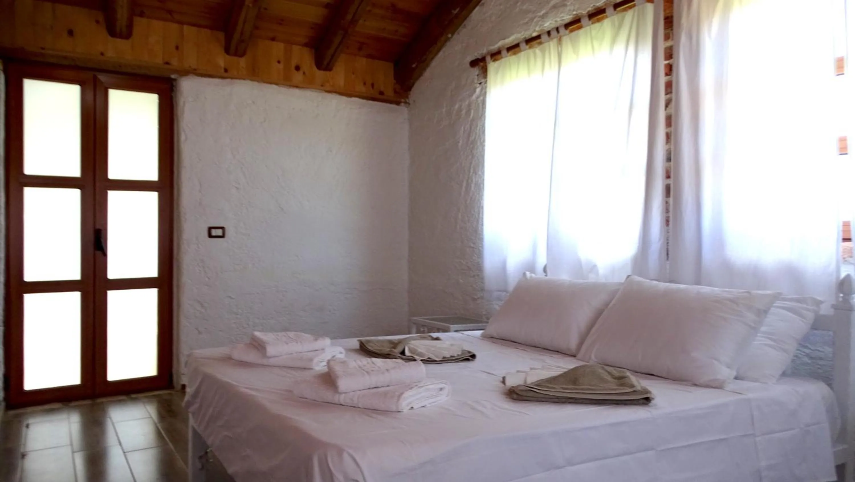 Bed in Limni Resort