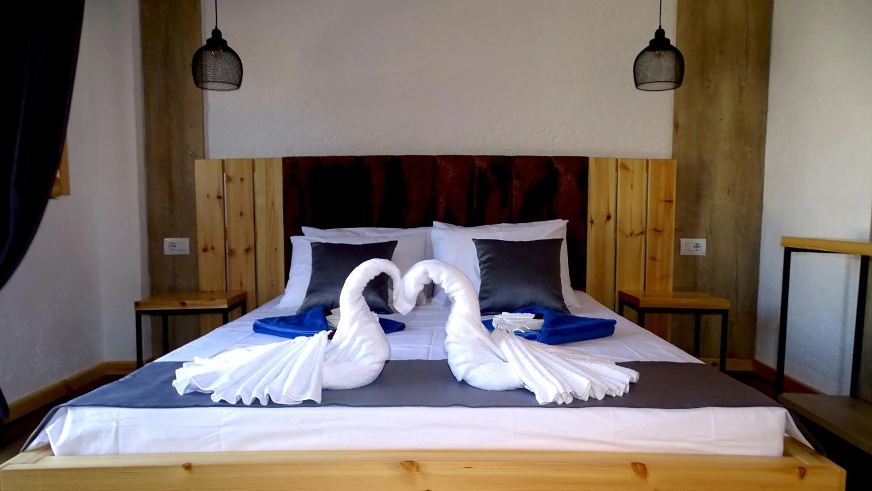 Bed in Limni Resort