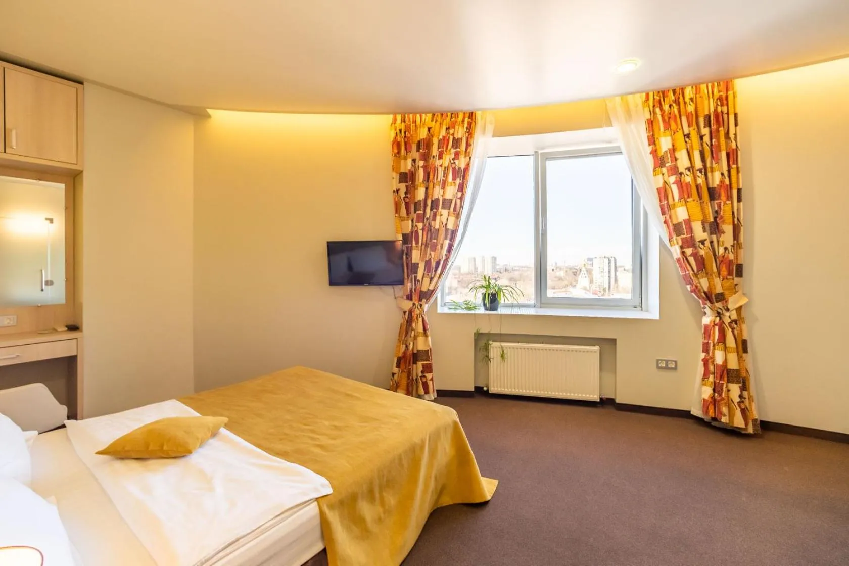 Bed in Mini-hotel People