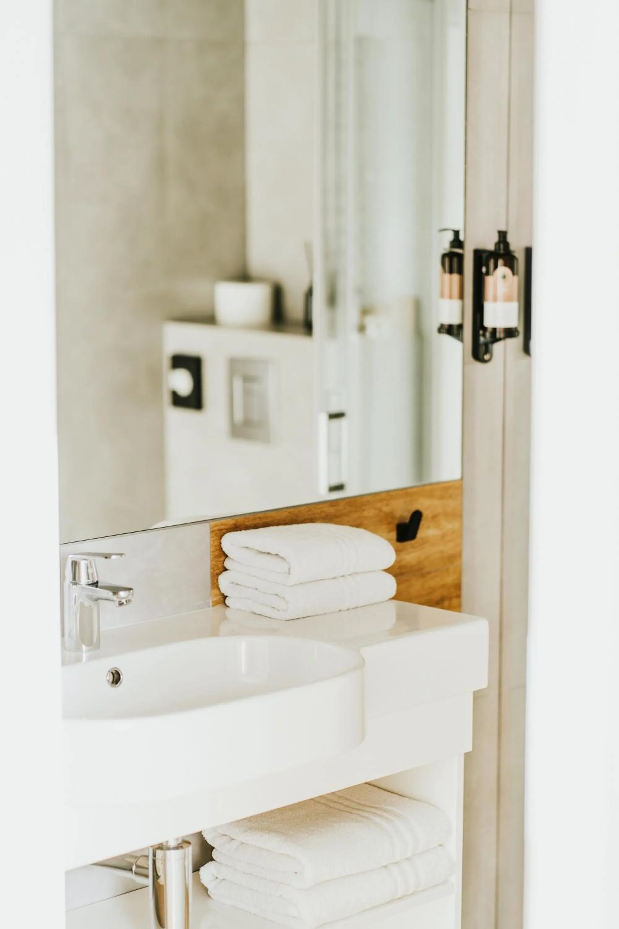 Photo of the whole room in Green Hotel