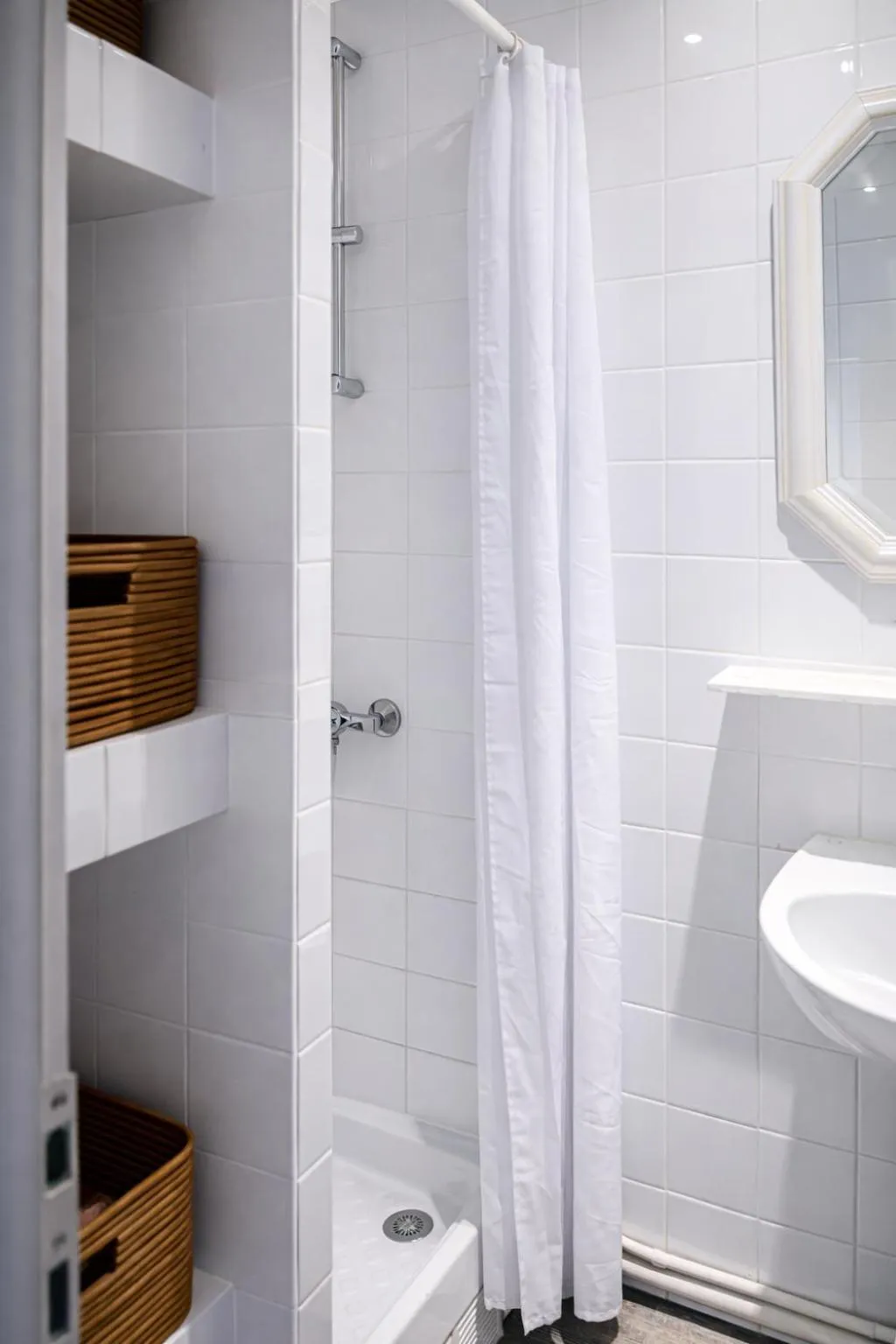 Bathroom in Hotel de Nesle