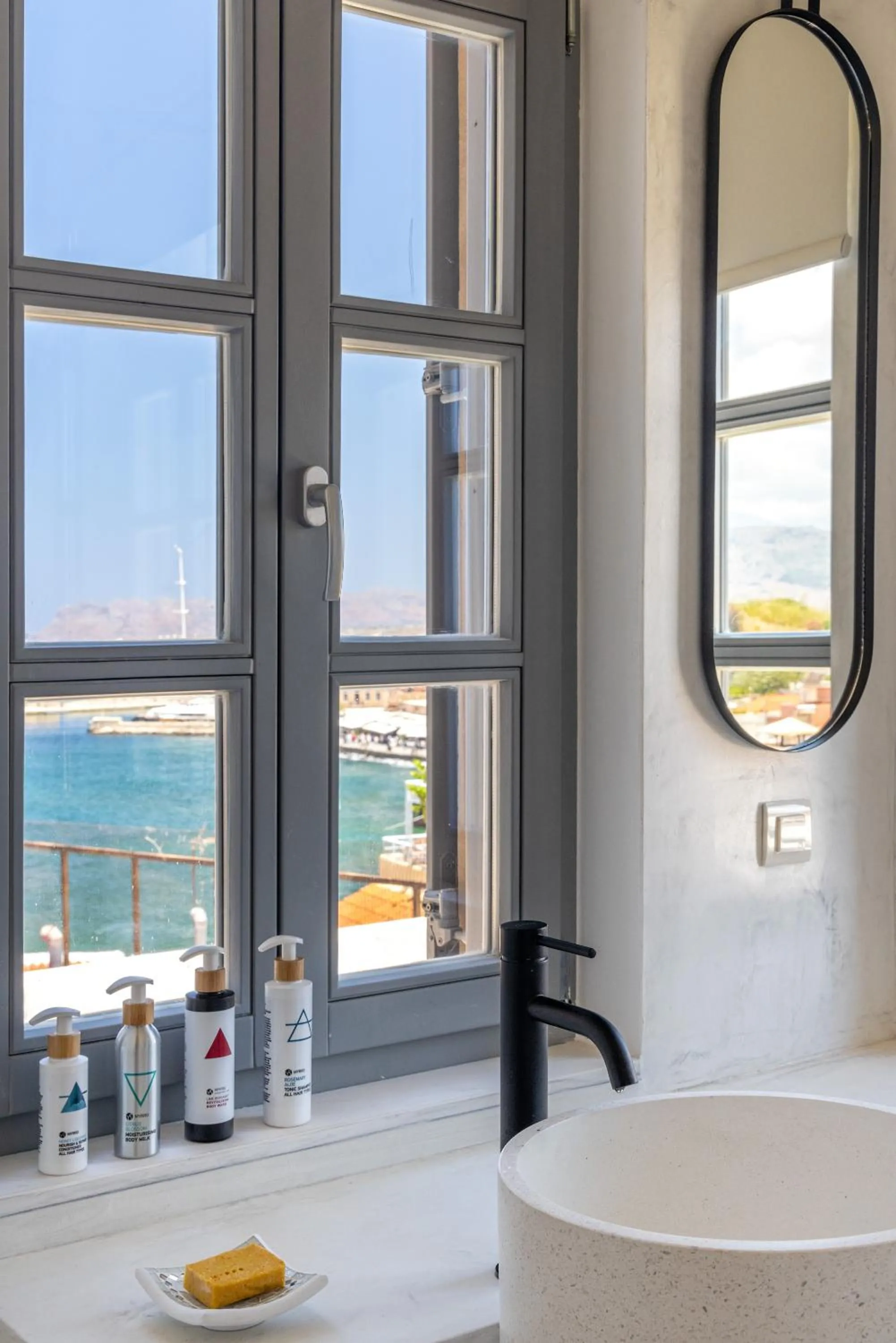 Bathroom in AZADE Chania