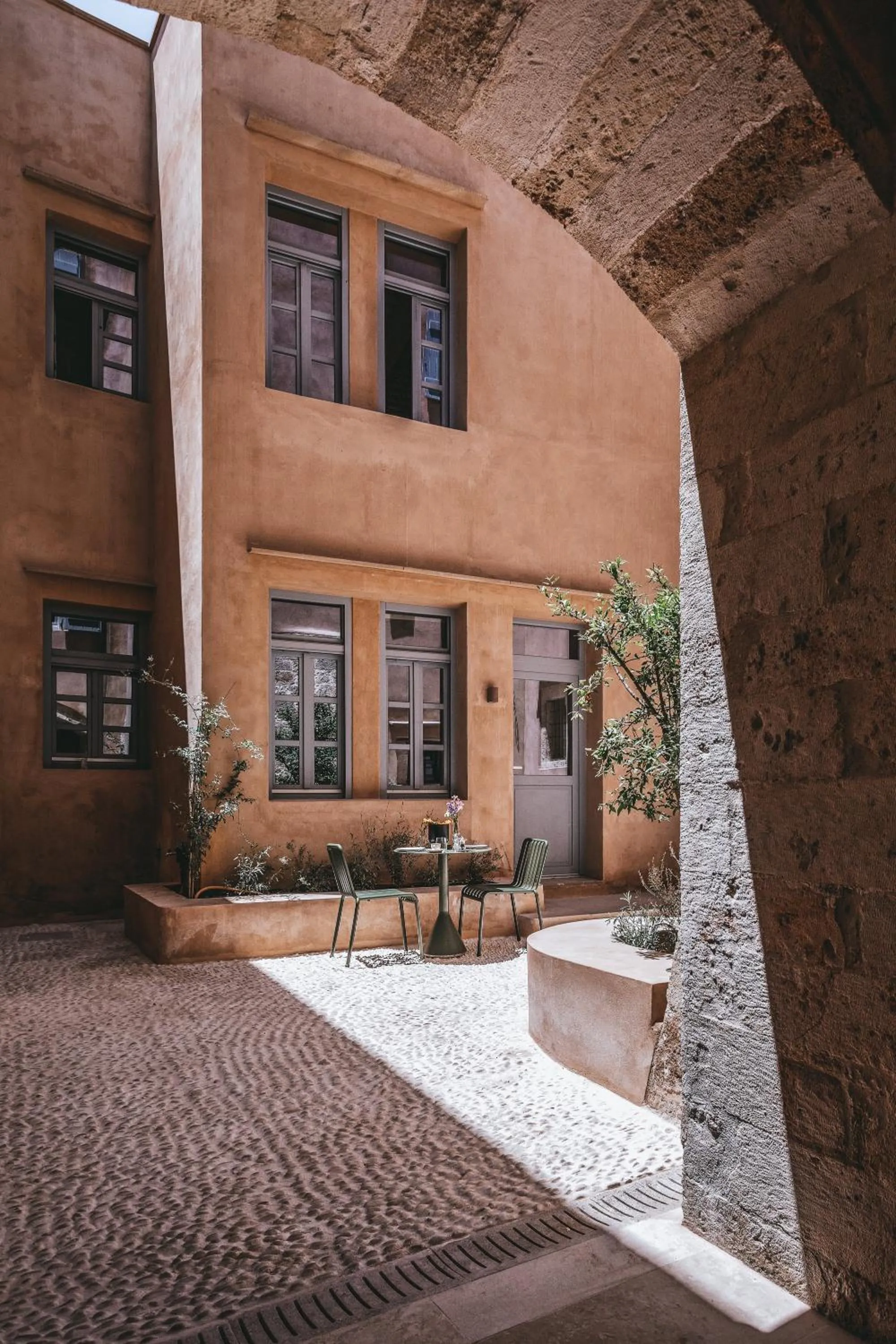 Area and facilities in AZADE Chania