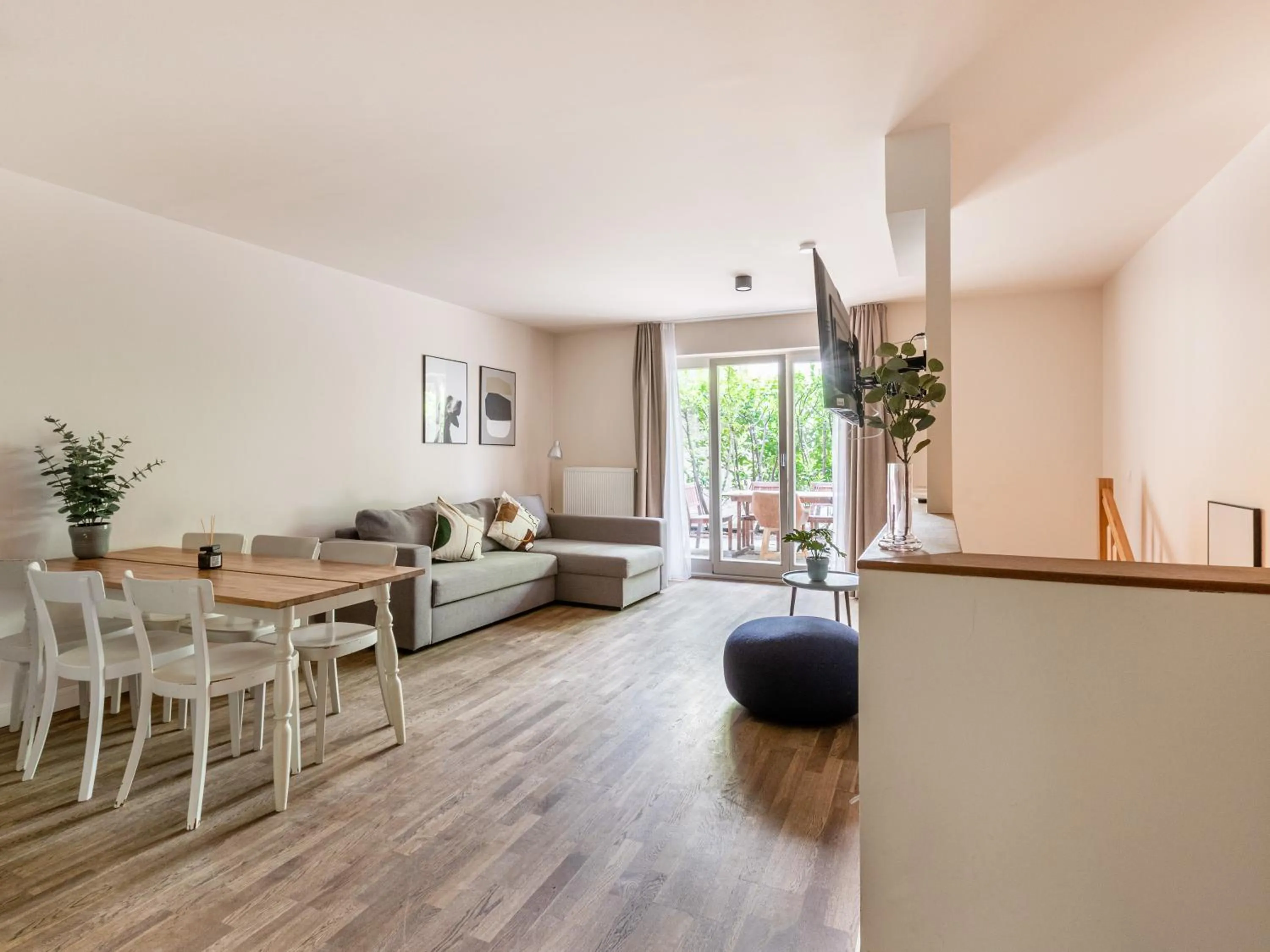 Living room in Schoenhouse City Street