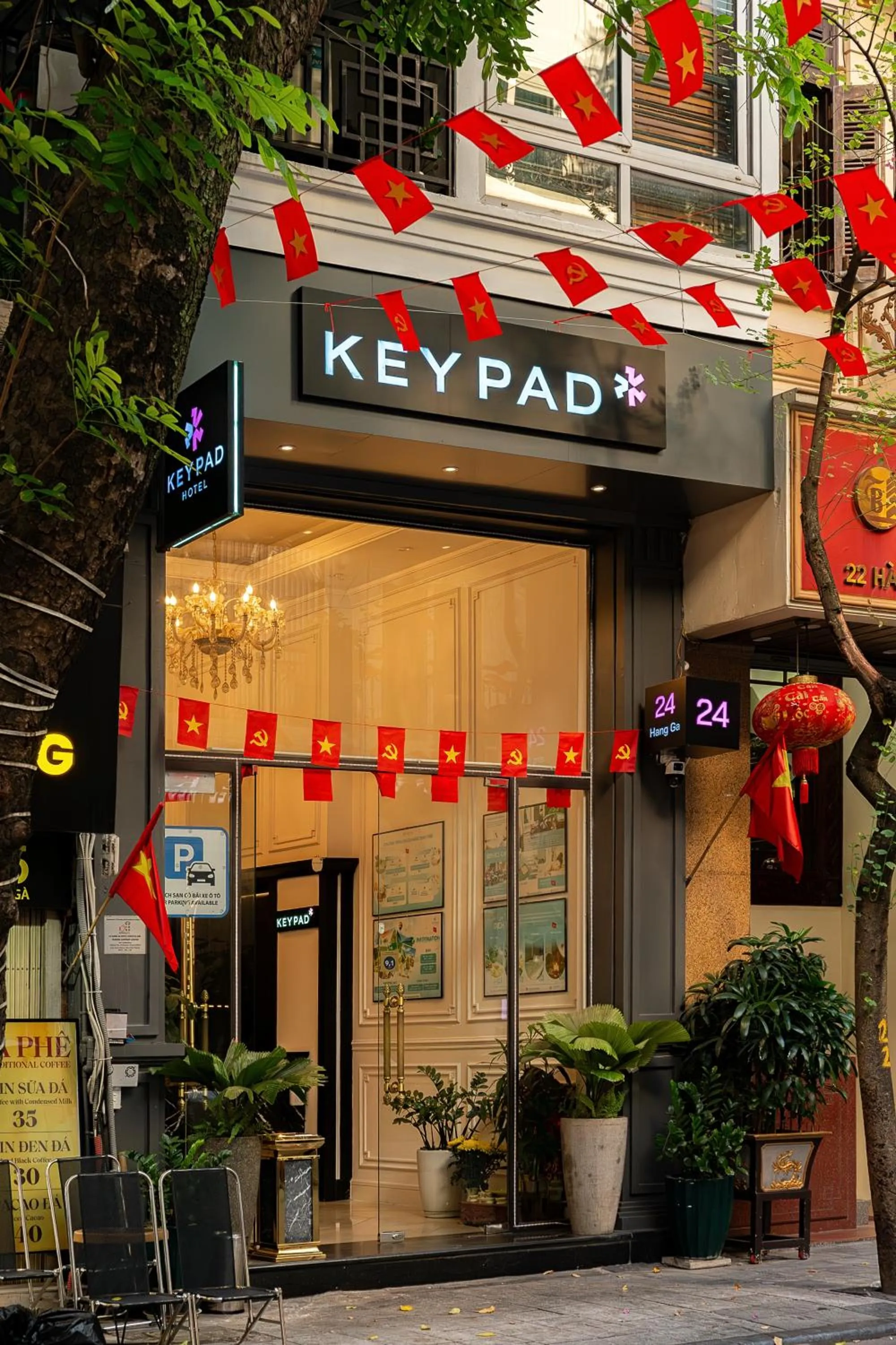 Property building in Keypad Hotel - 24 Hang Ga