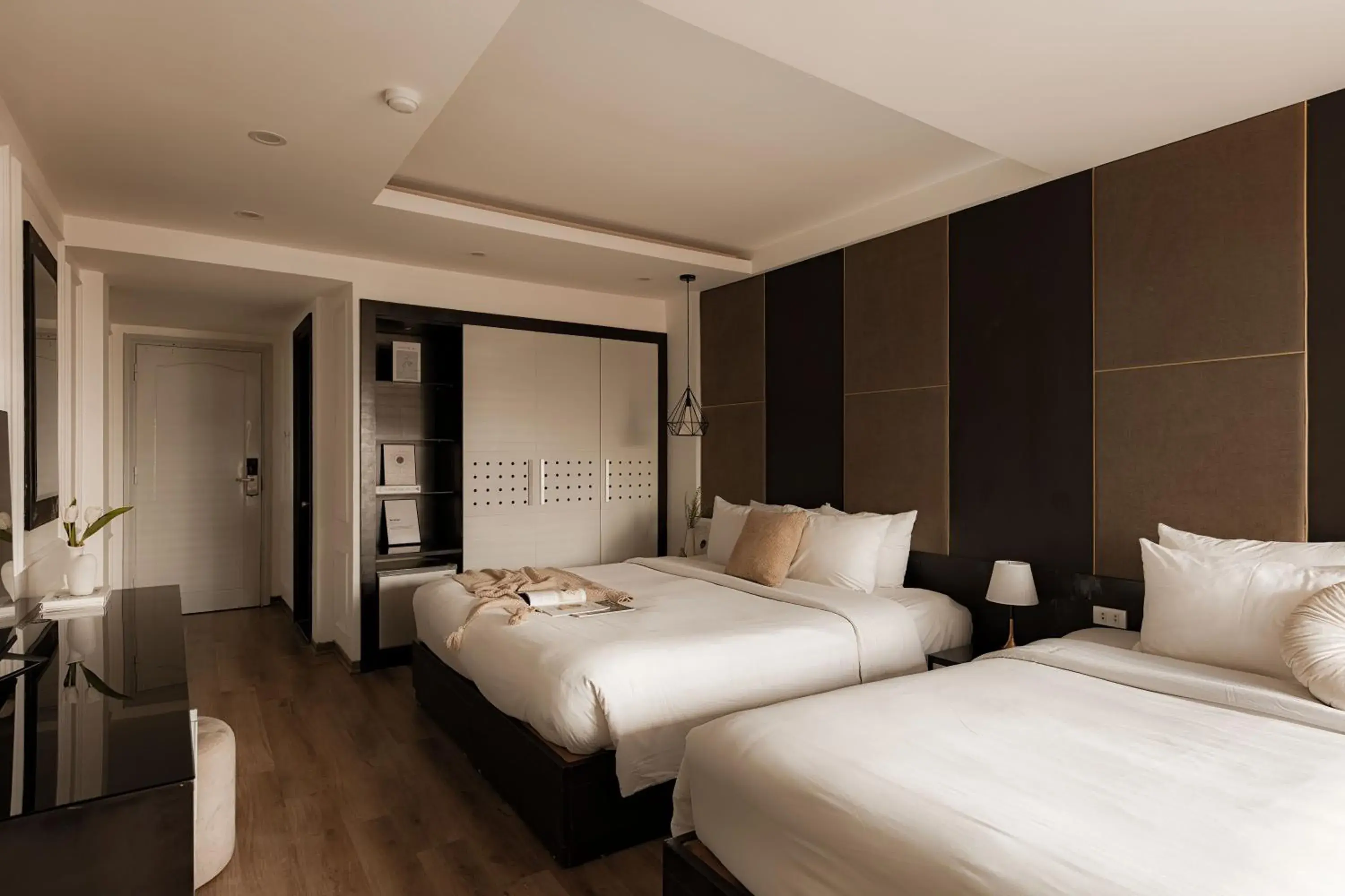 Quadruple Room in Keypad Hotel - 24 Hang Ga Quadruple Room in Keypad Hotel - 24 Hang Ga