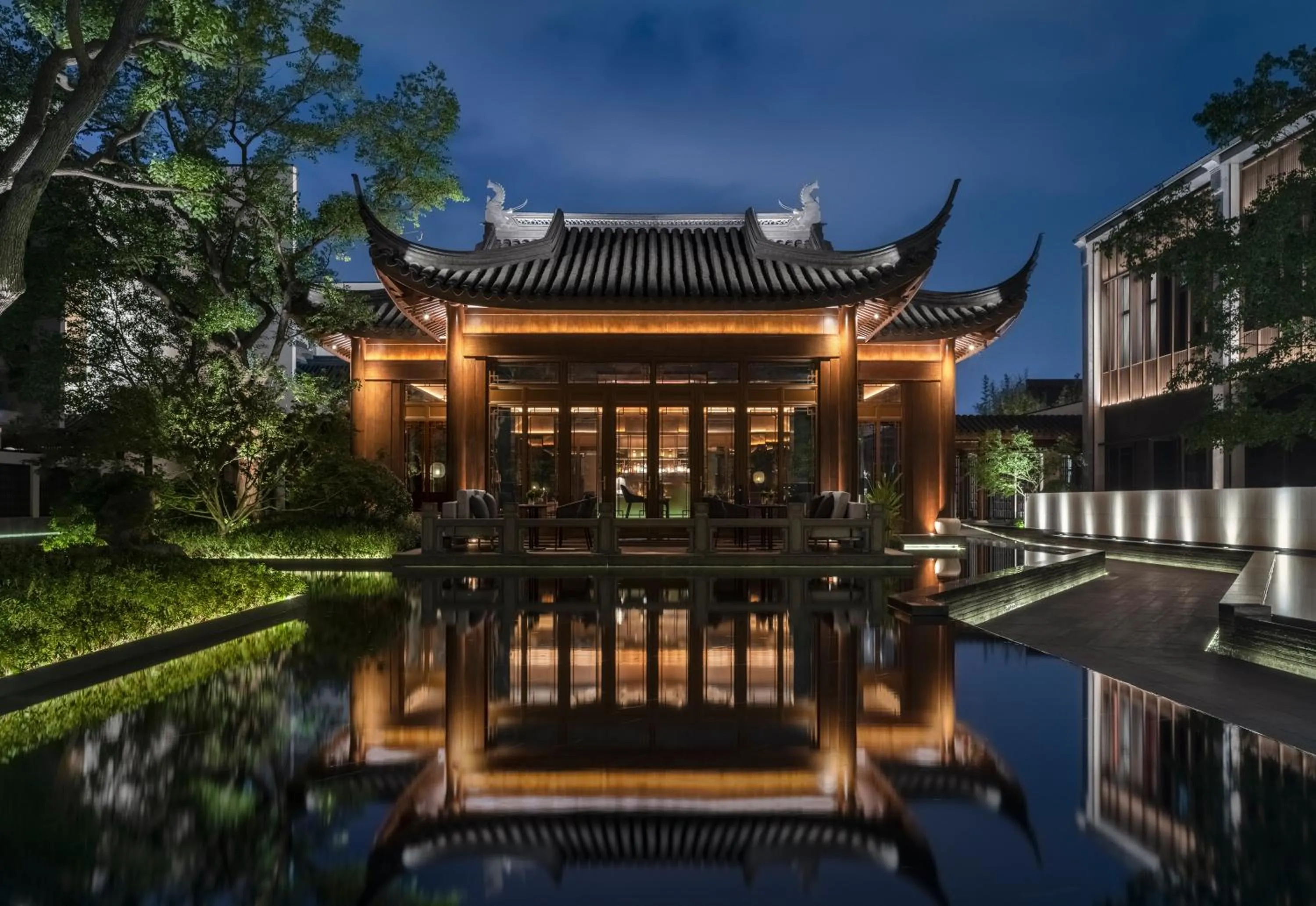 Restaurant/places to eat in Kimpton Bamboo Grove Suzhou by IHG