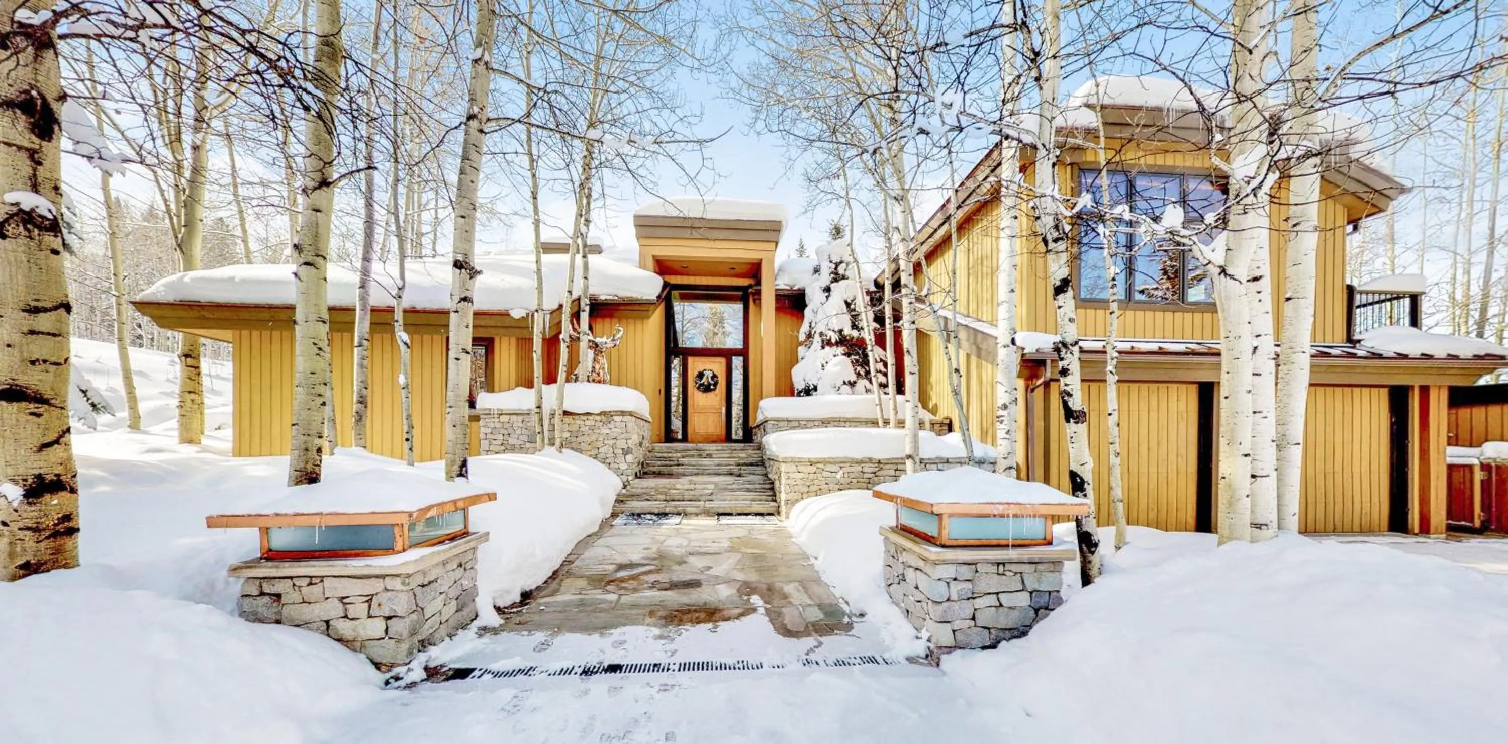 Property building in Trails Edge by Snowmass Vacations