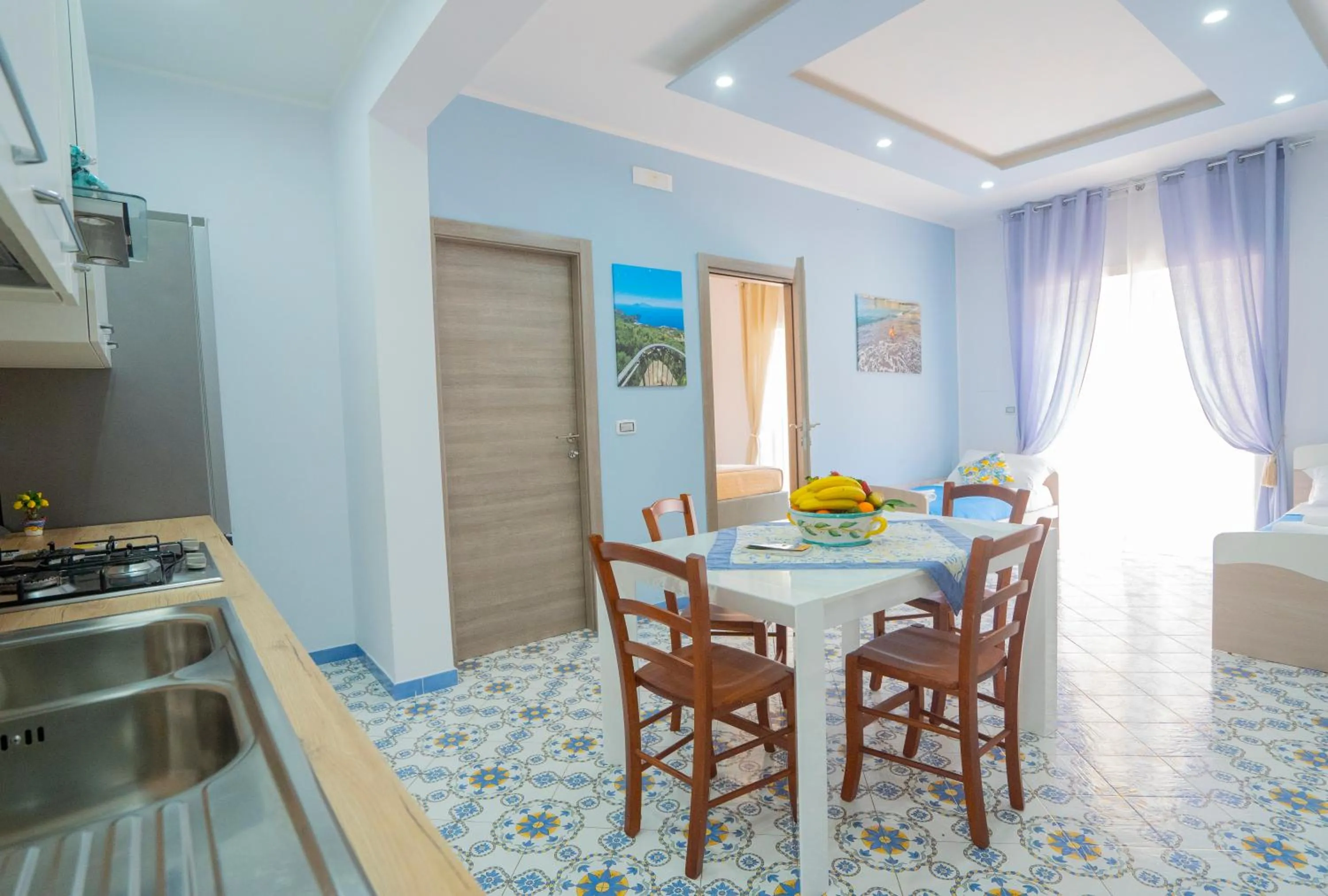 Kitchen or kitchenette in SYMPHONY HOUSE