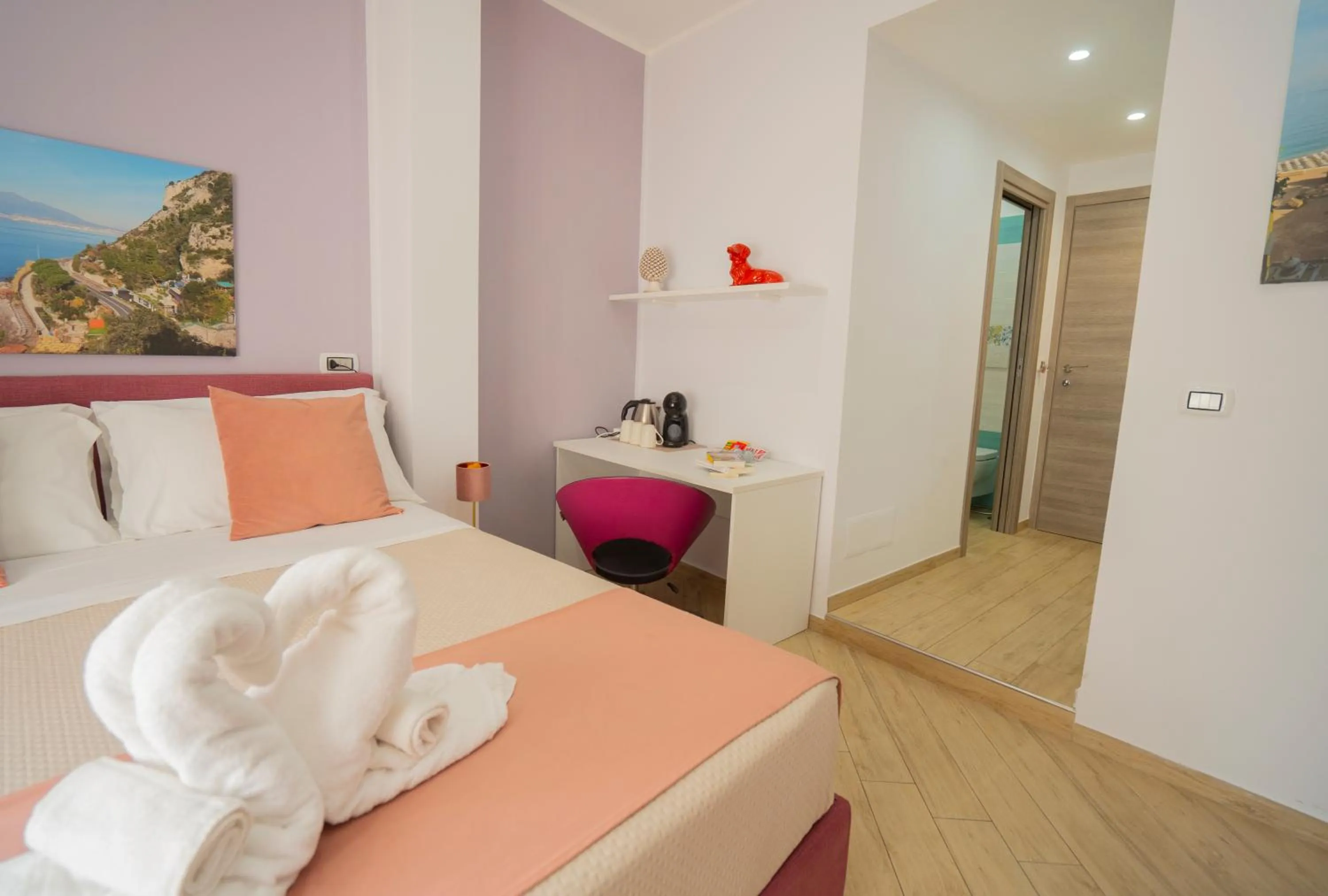 Photo of the whole room, Bed in SYMPHONY HOUSE