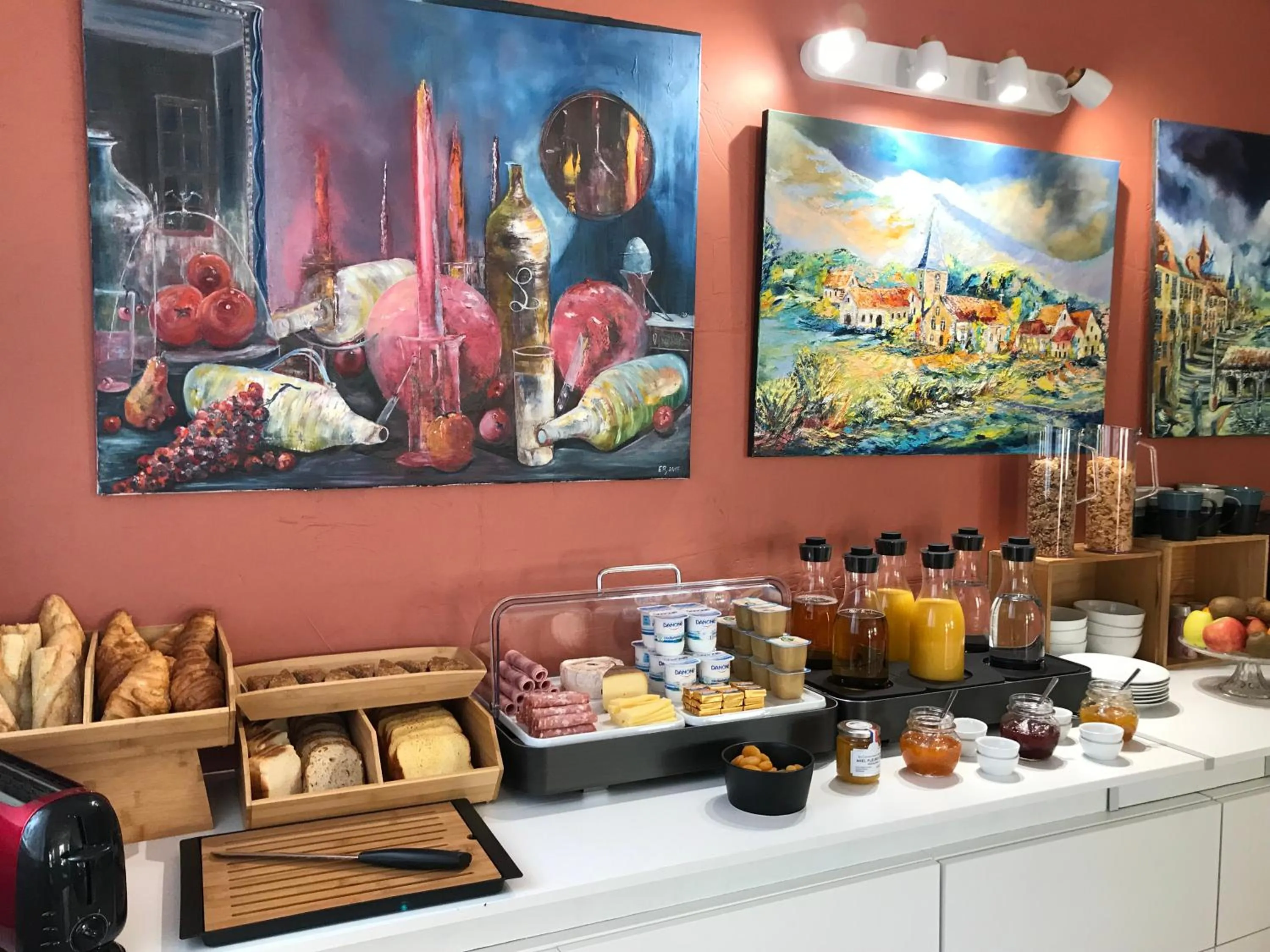 Breakfast in Le Clos du Peintre