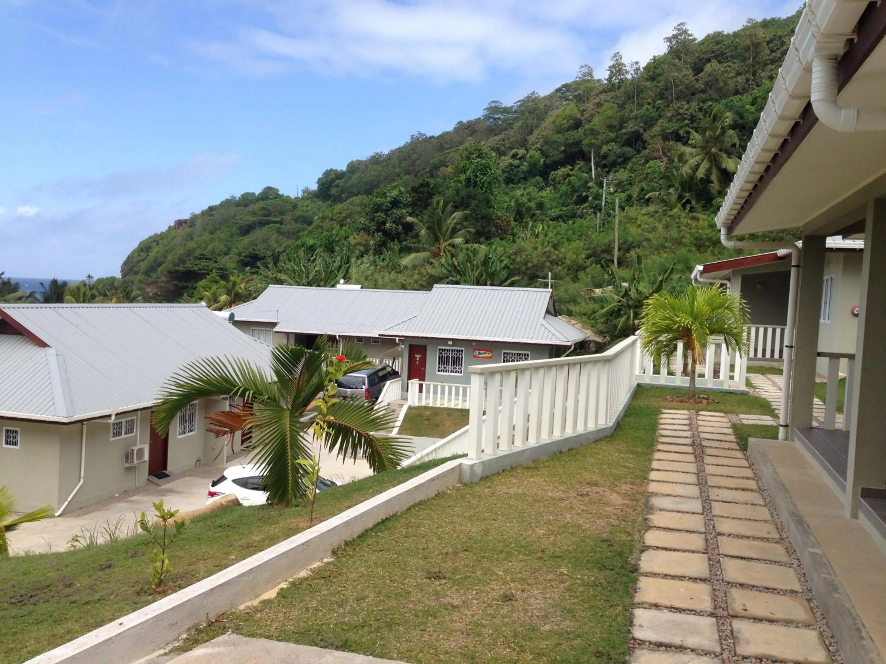 Property building in Surfers Beach Self Catering Chalets