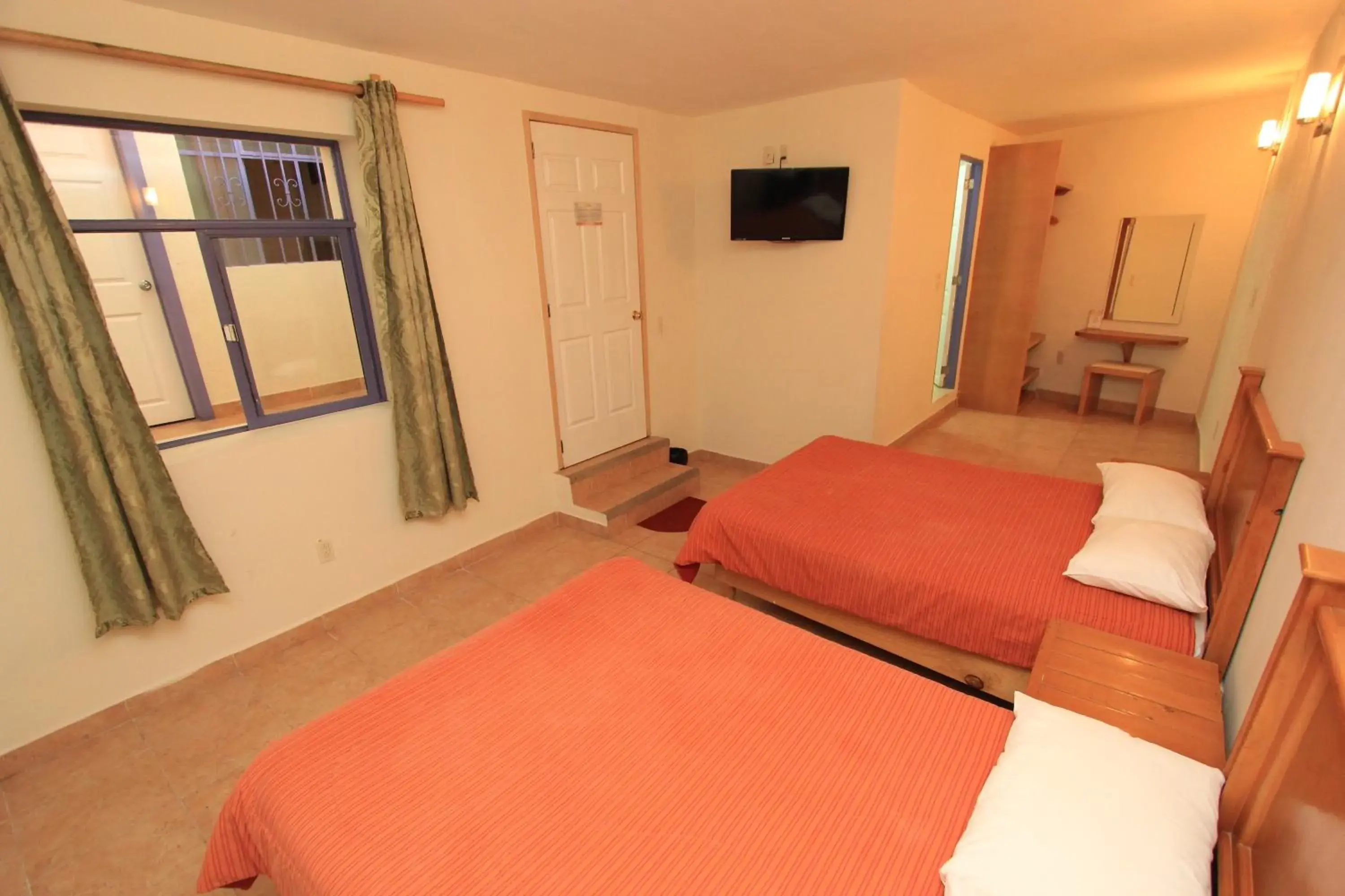 Double Room with Two Double Beds in Hotel Santa Rita Double Room with Two Double Beds in Hotel Santa Rita