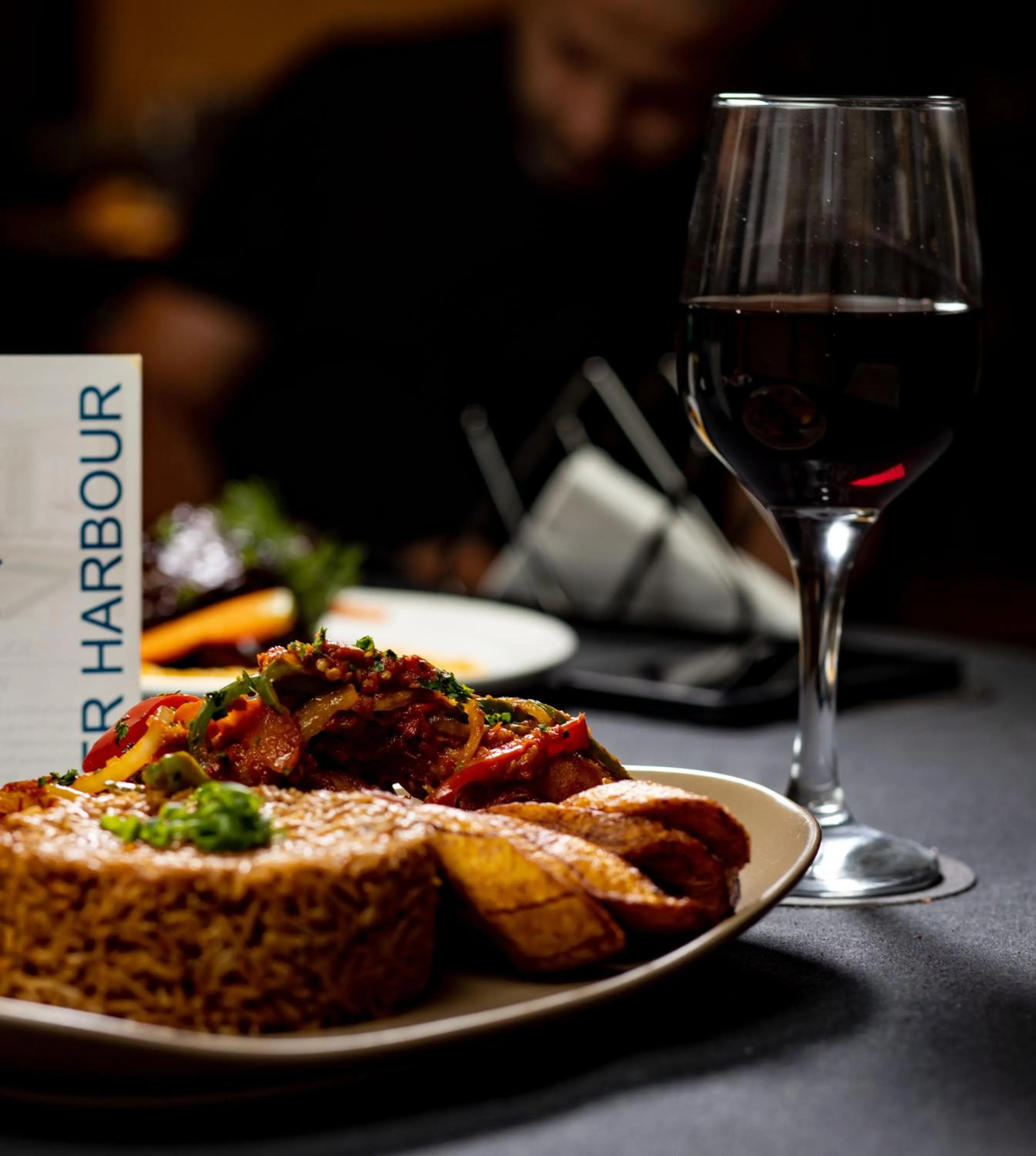 Restaurant/places to eat in Pier Harbour Residences and Spa