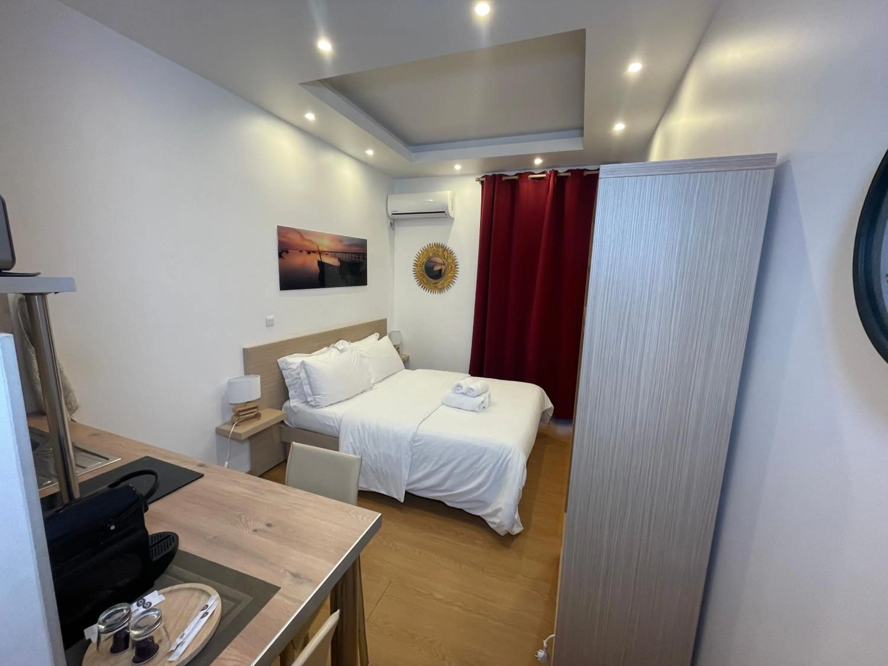 Bed in Residence Akantha