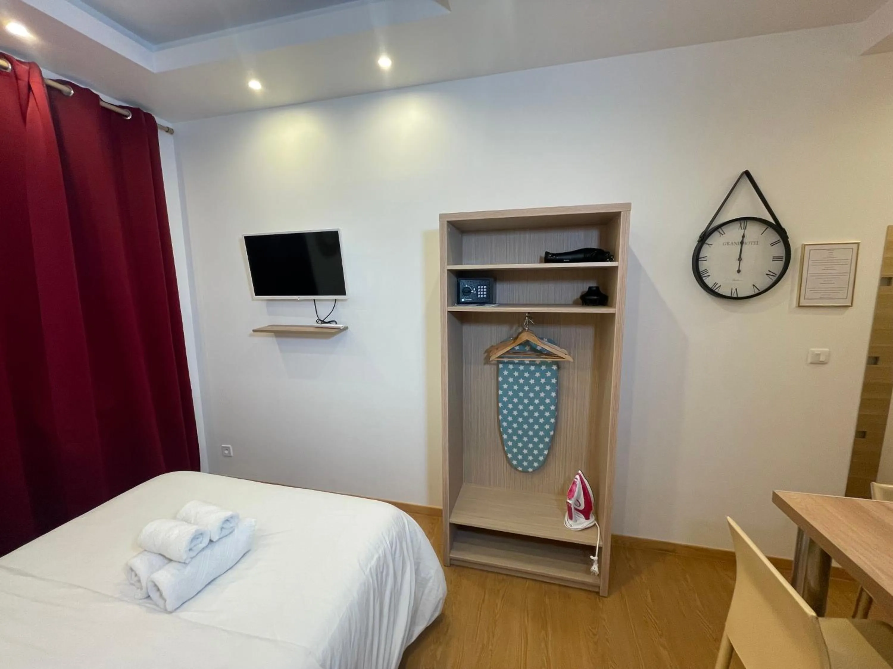 Bed in Residence Akantha