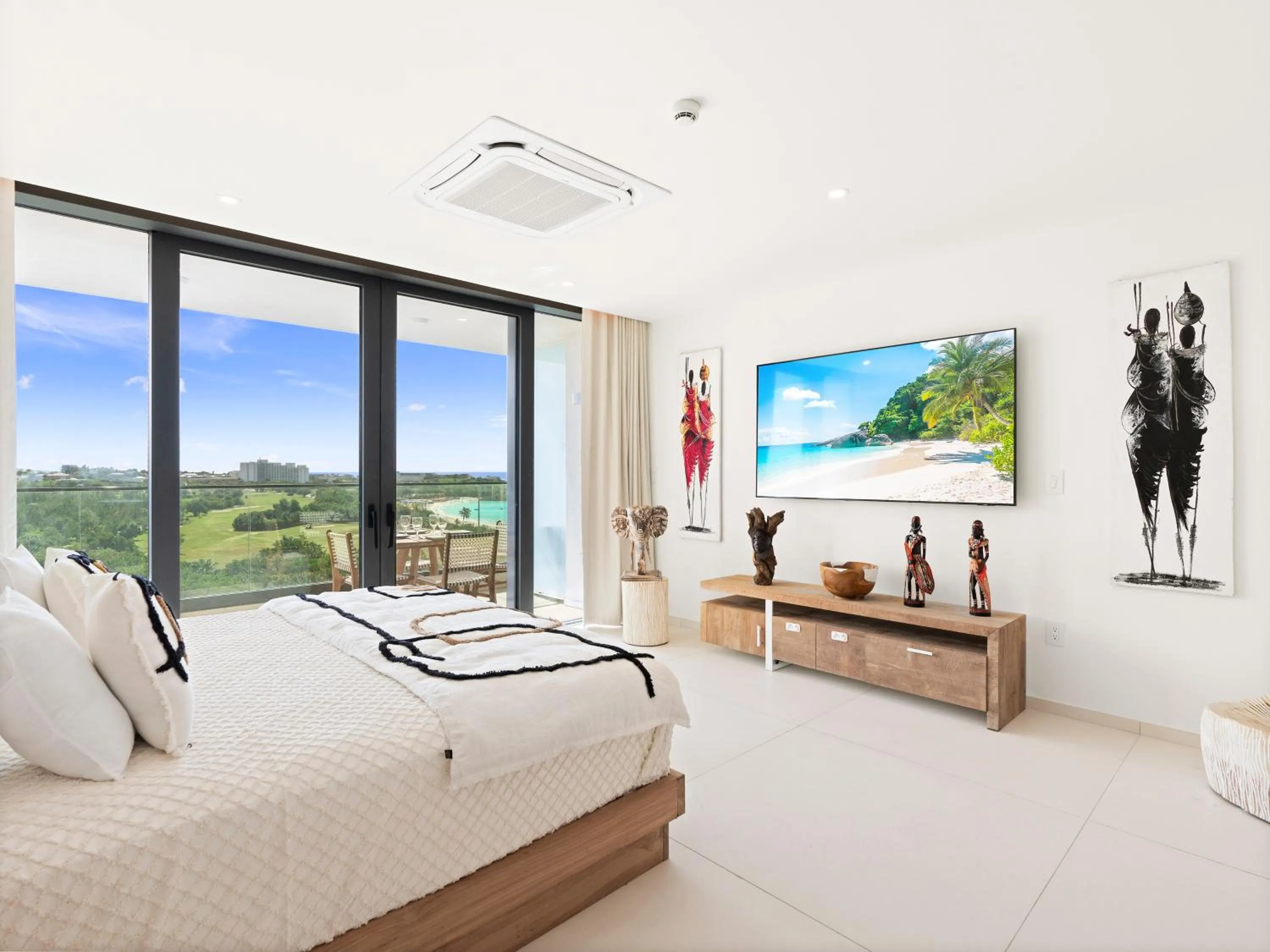 Sea view, Bed in Fourteen at Mullet Bay