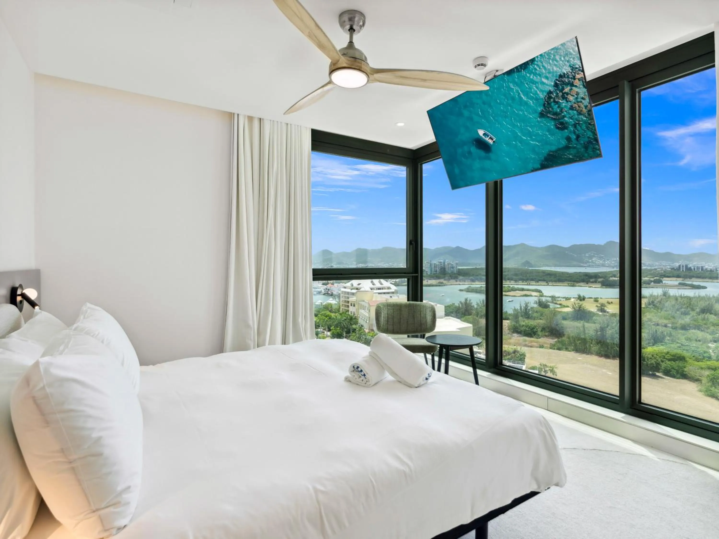 Bed in Fourteen at Mullet Bay