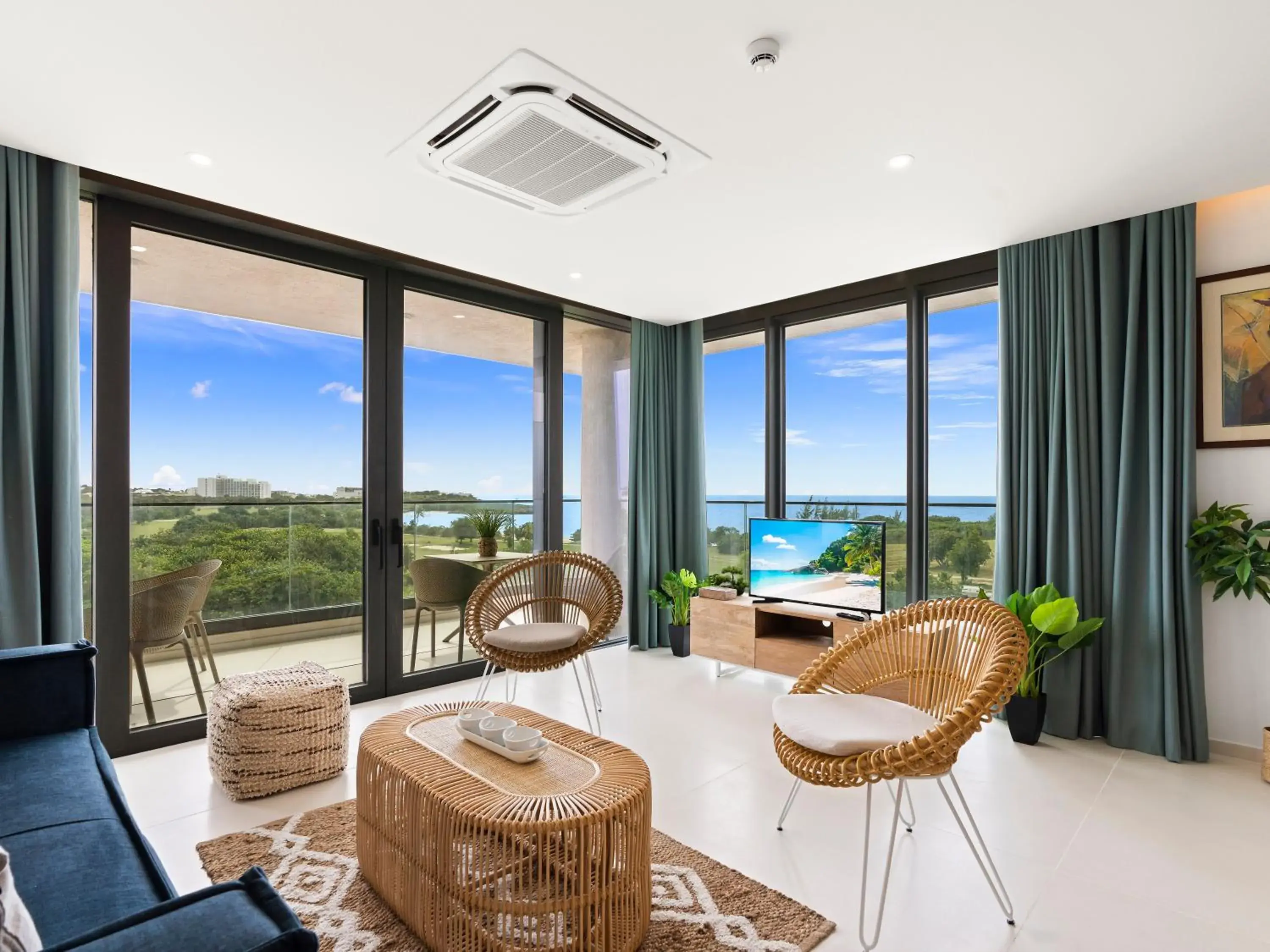 Sea view in Fourteen at Mullet Bay Sea view in Fourteen at Mullet Bay