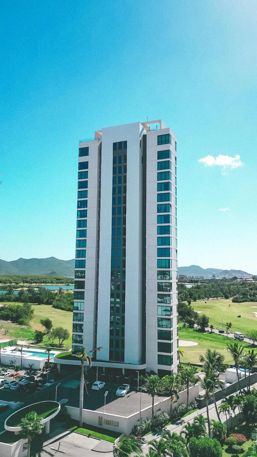 Bird's eye view in Fourteen at Mullet Bay