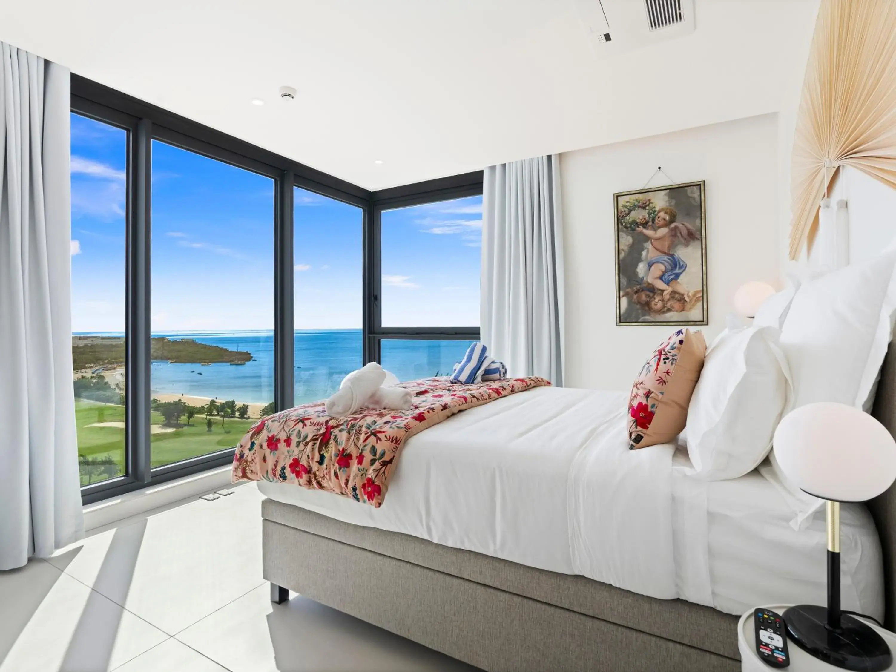 Photo of the whole room, Bed in Fourteen at Mullet Bay Photo of the whole room, Bed in Fourteen at Mullet Bay