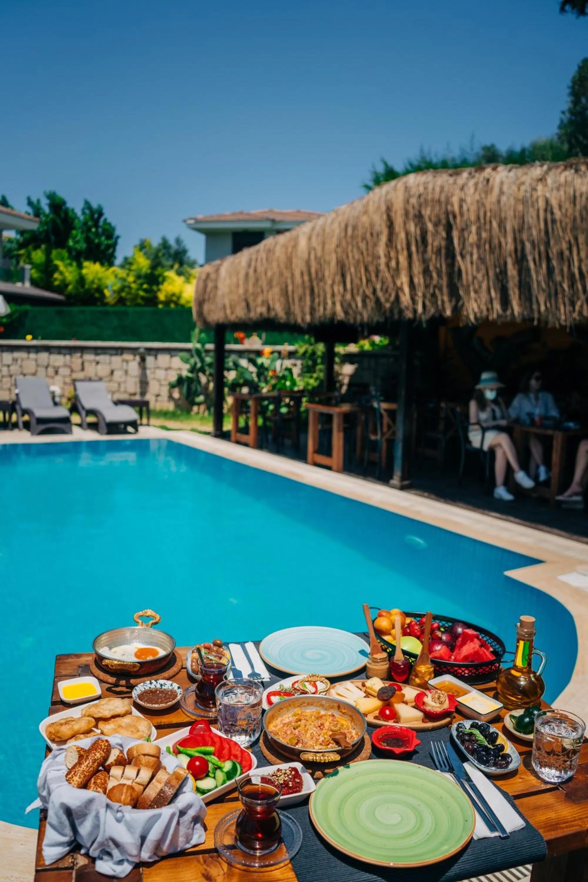 Restaurant/places to eat in Pupa Alaçatı Butik Otel