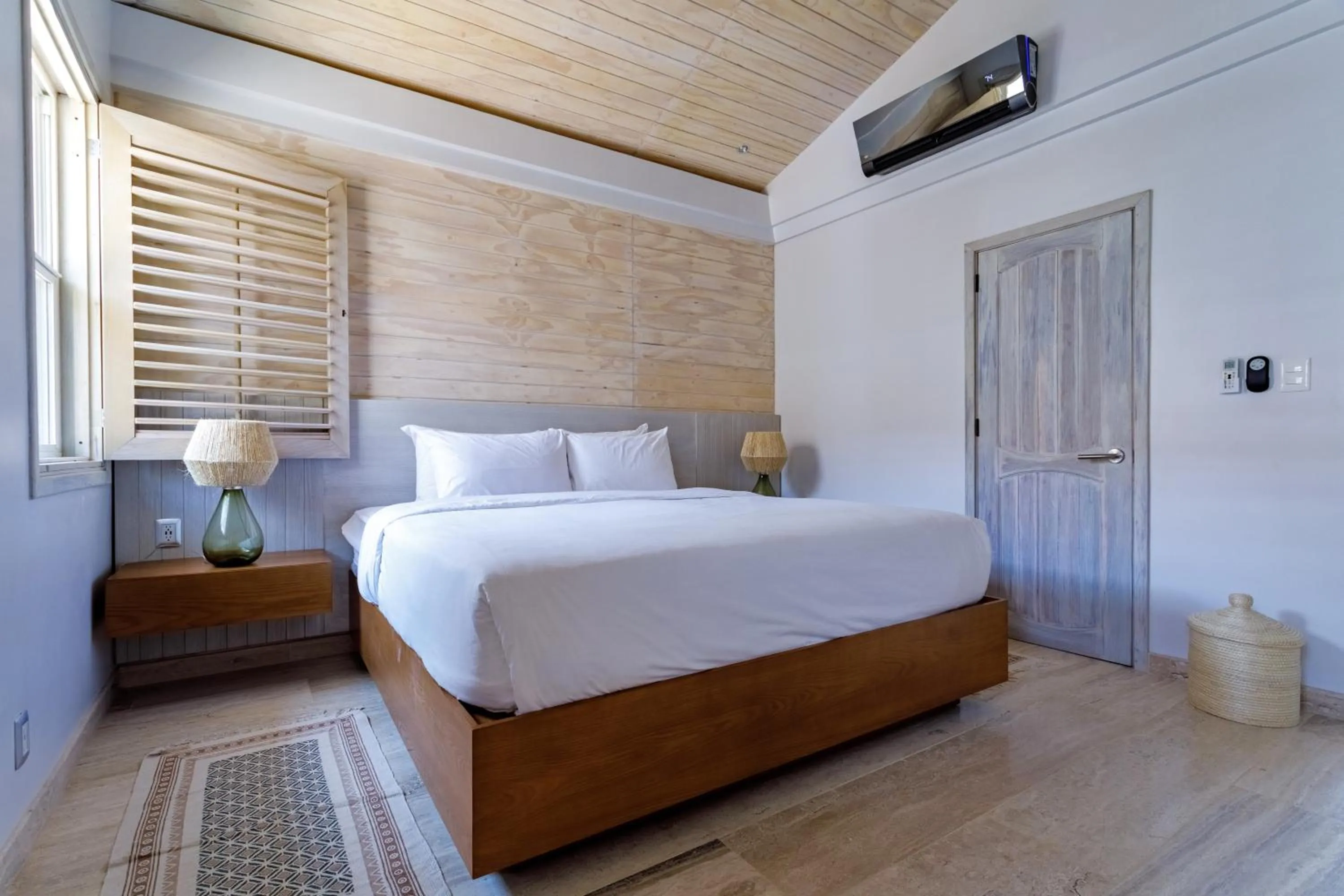 Bedroom, Bed in Placencia Resort