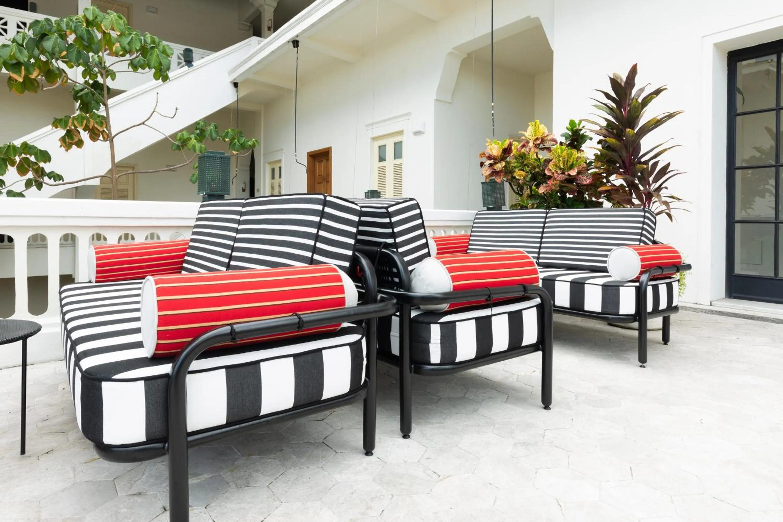 Swimming pool in American Trade Hotel