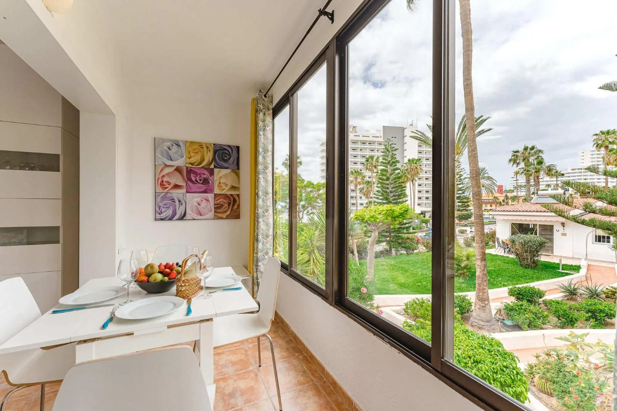 Apartment near the ocean and sun terrace