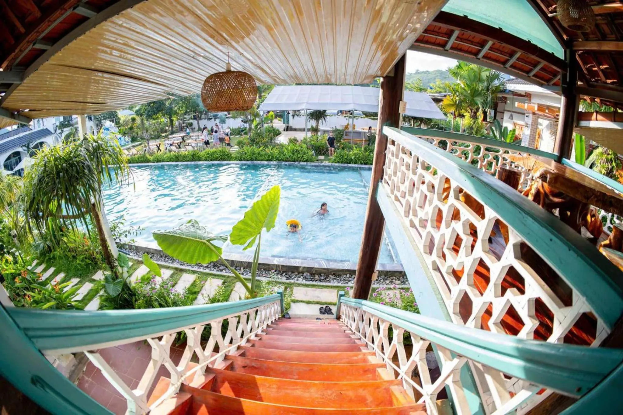 Property building in Green Town Mộc Châu