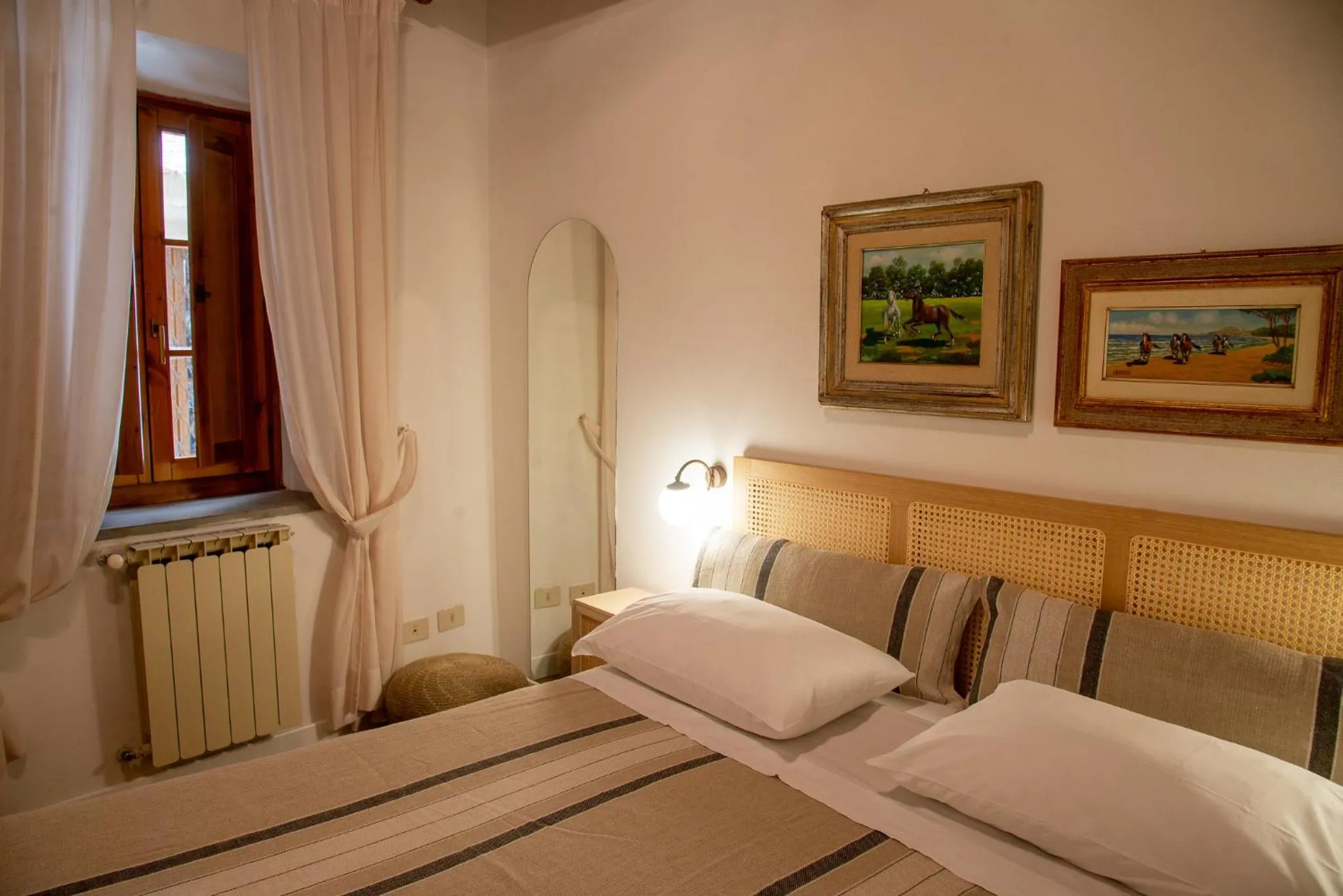 Bed in Pescioni 19